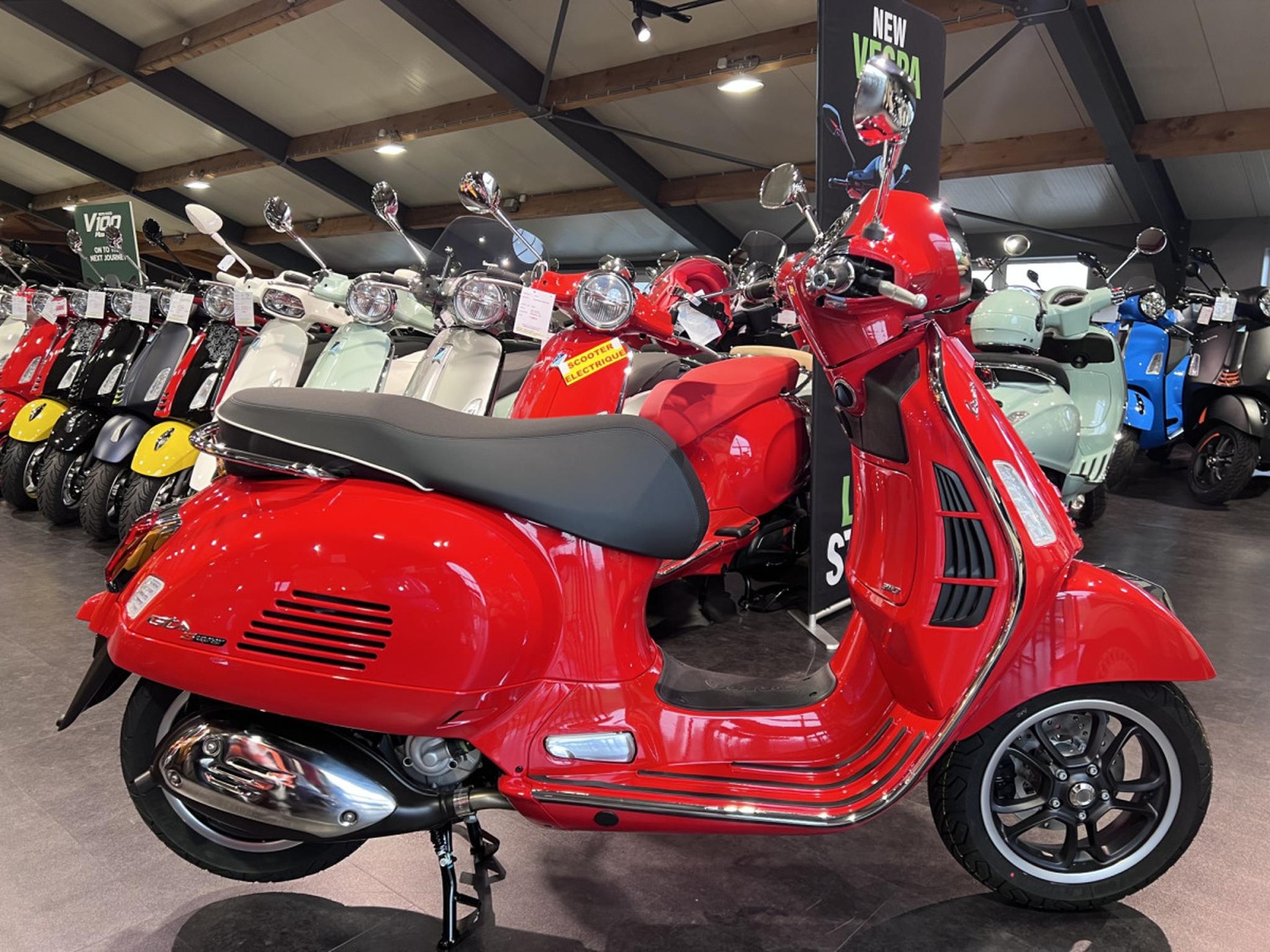 PIAGGIO Vespa GTS 310 Super RST E5+-showroom-element-1
