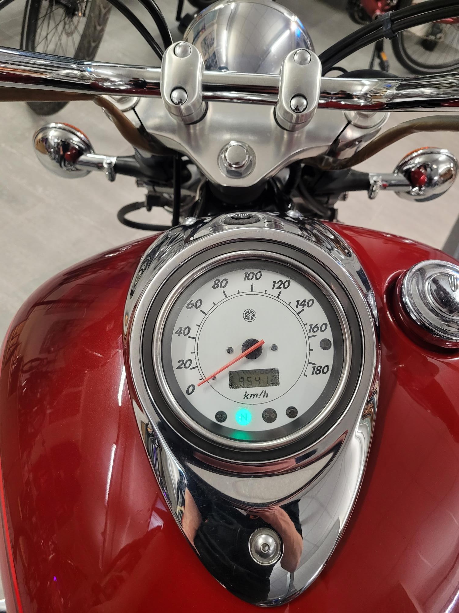 YAMAHA XVS 1100 Drag Star (25kW)-image-4