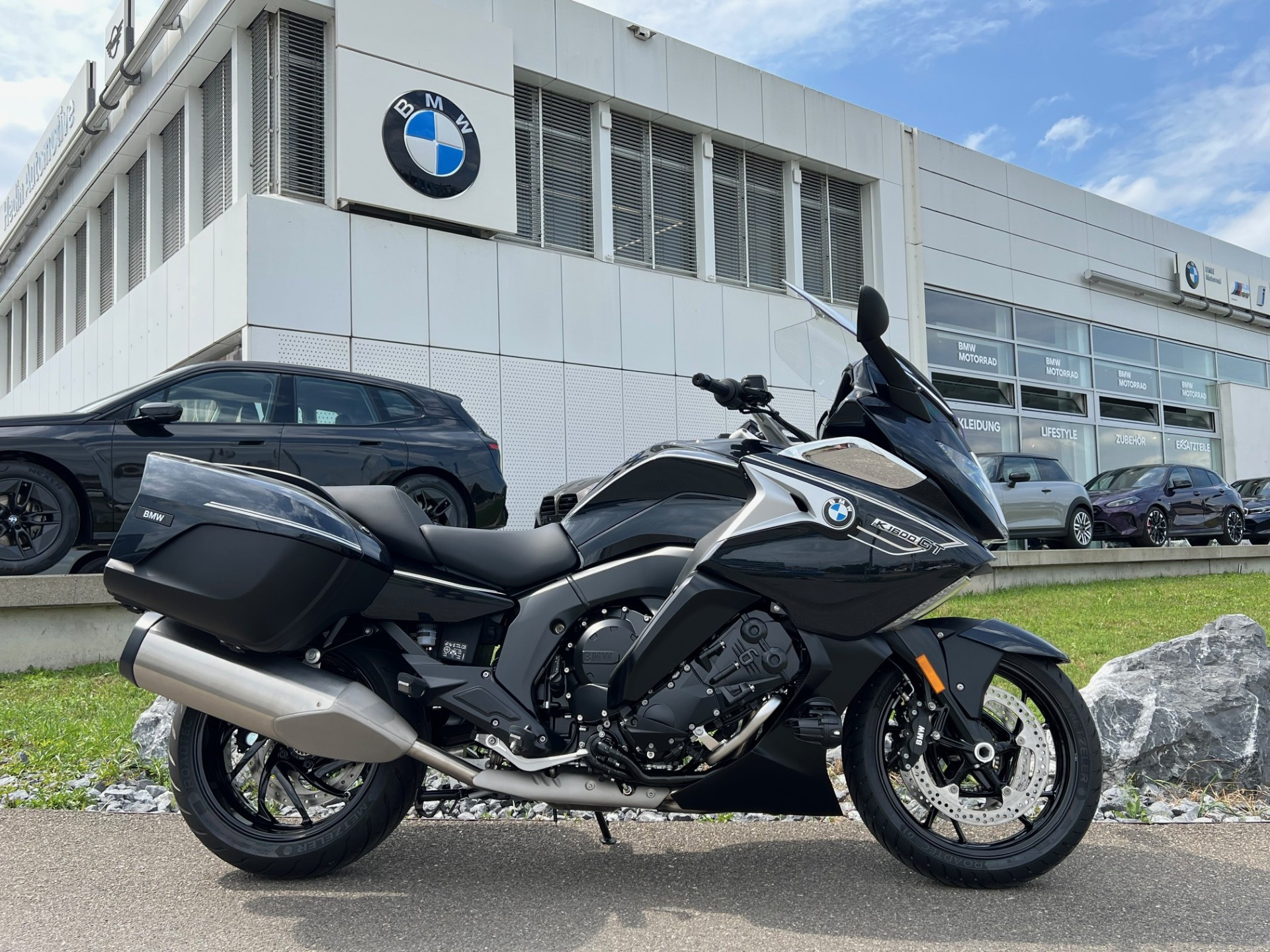 BMW K 1600 GT Option 719 Meteoric Dust 2 metallic-image-0