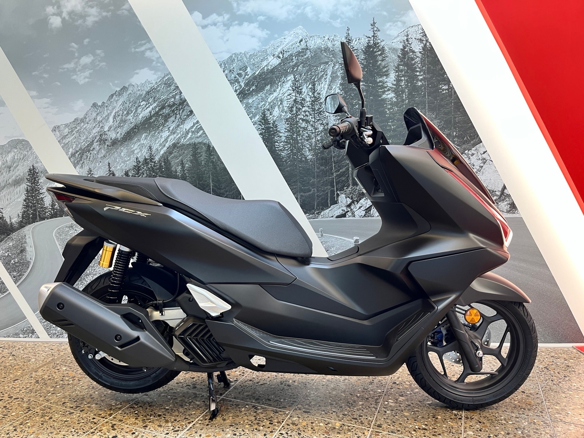 HONDA PCX 125 i ABS DX mit TFT Display-image-0