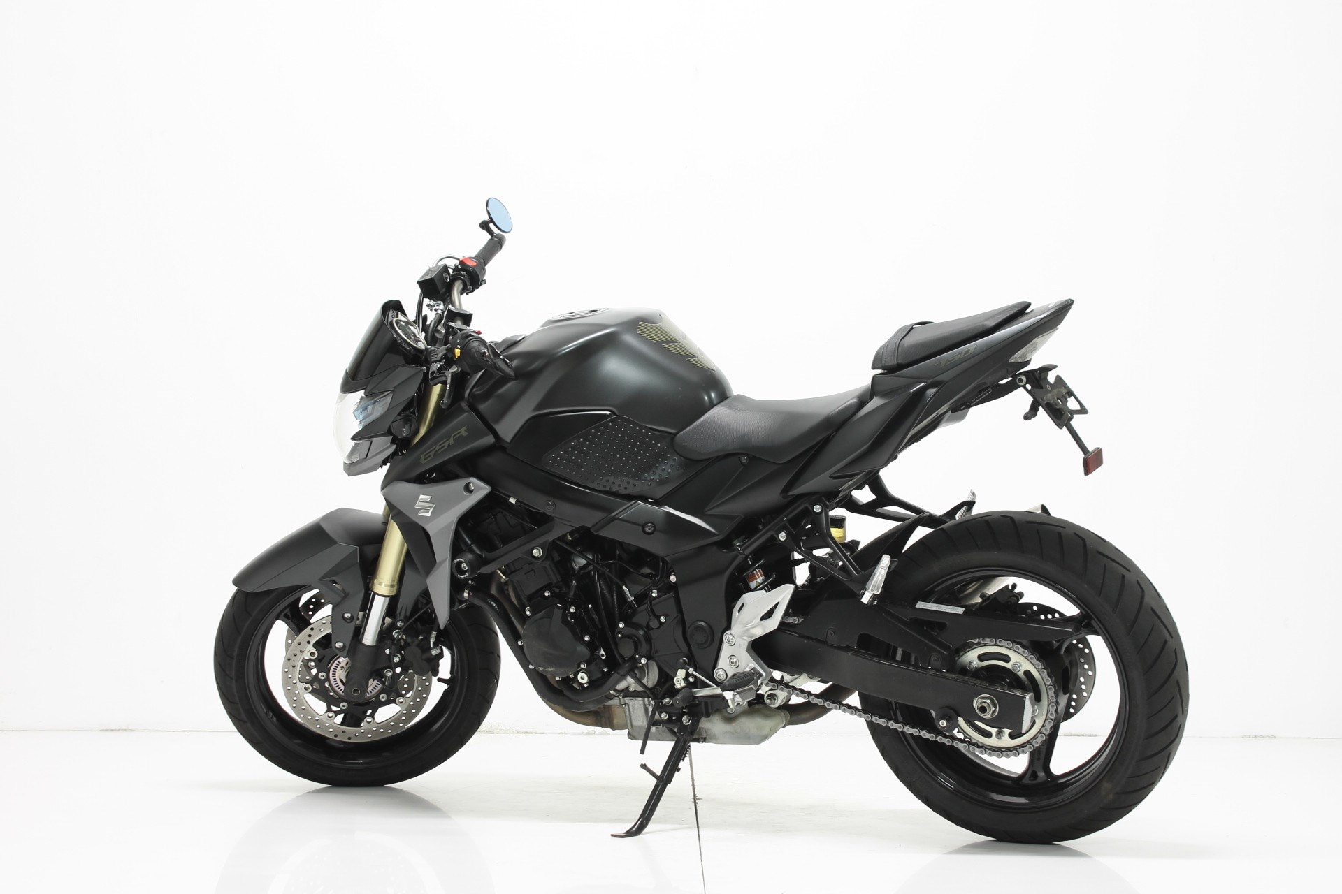 SUZUKI GSR 750 A/U Moto GP-showroom-element-1