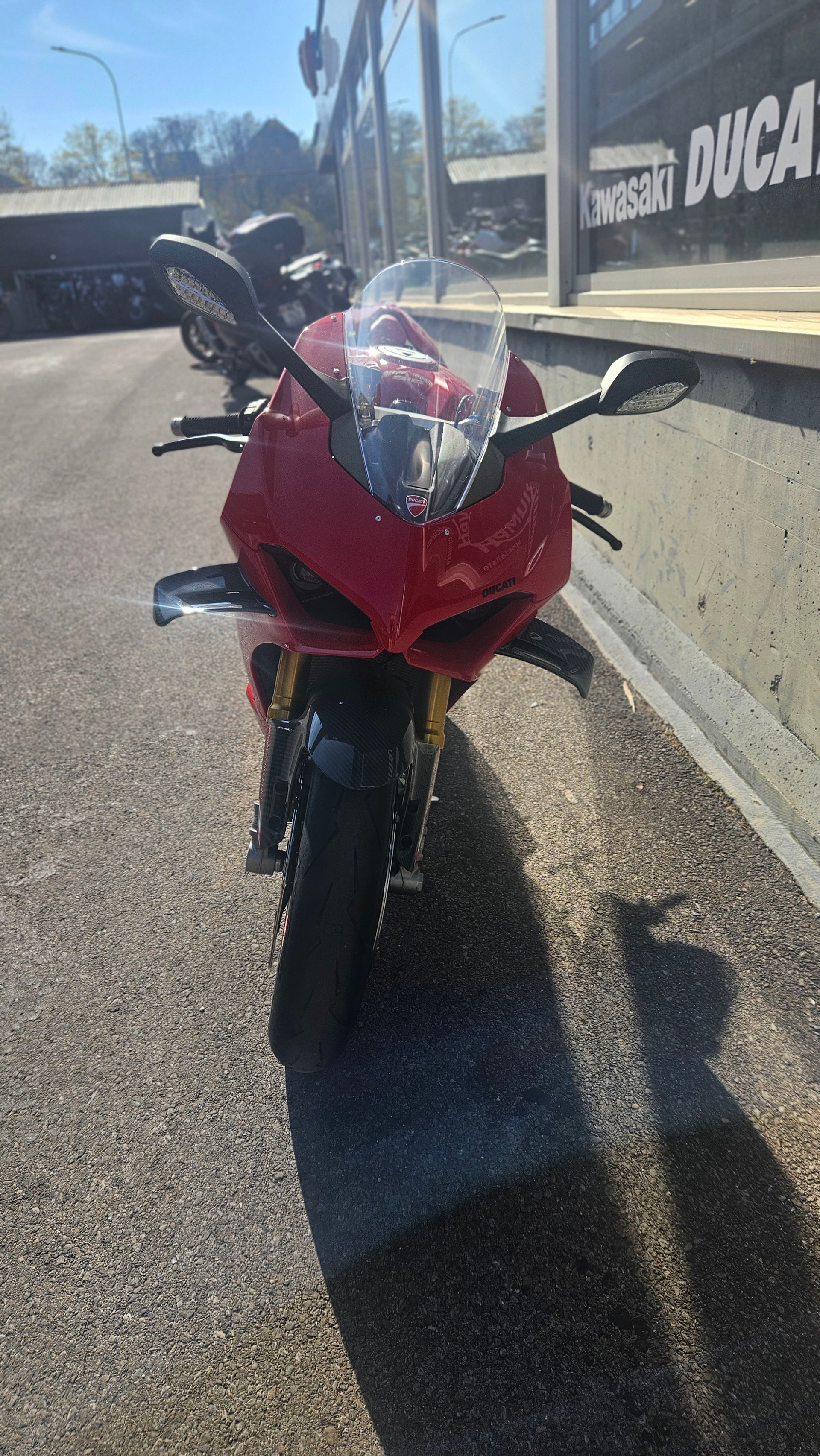 DUCATI Panigale V4 S-showroom-element-2