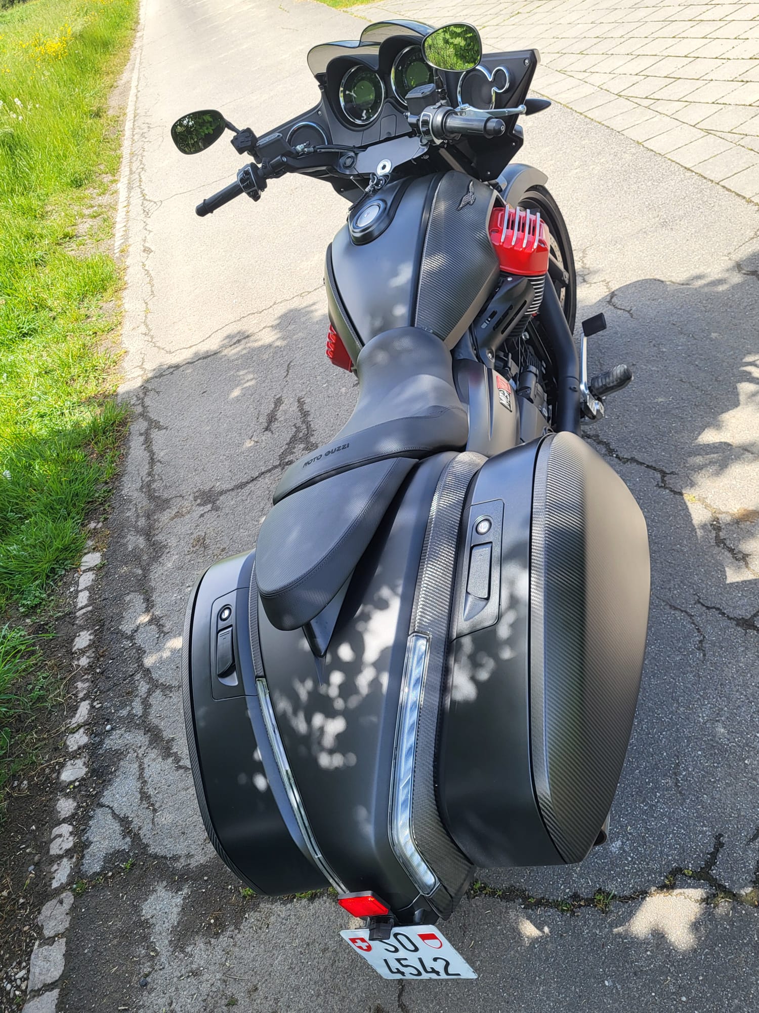 MOTO GUZZI MGX 21 1400 ABS-image-3