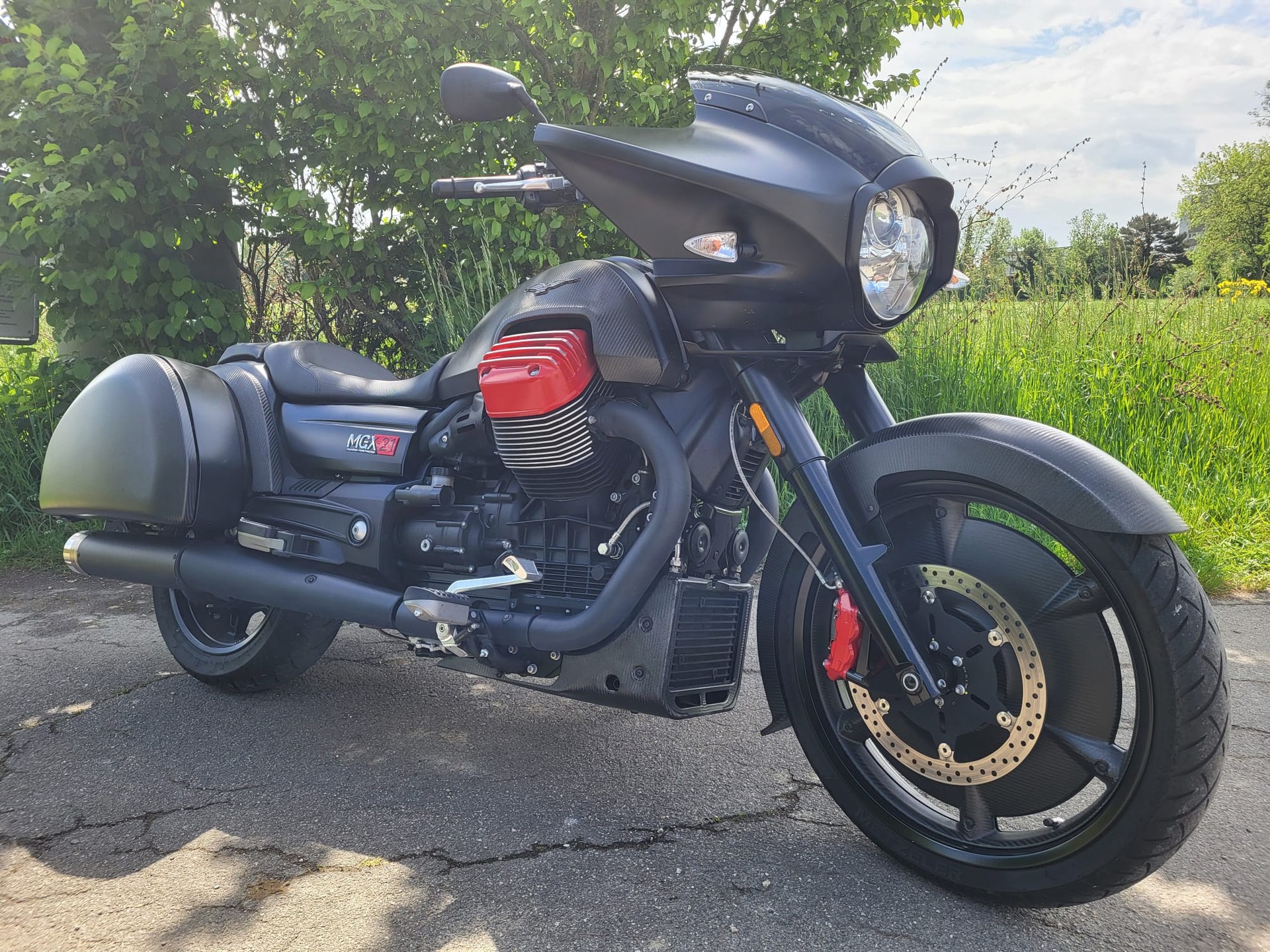 MOTO GUZZI MGX 21 1400 ABS-image-1