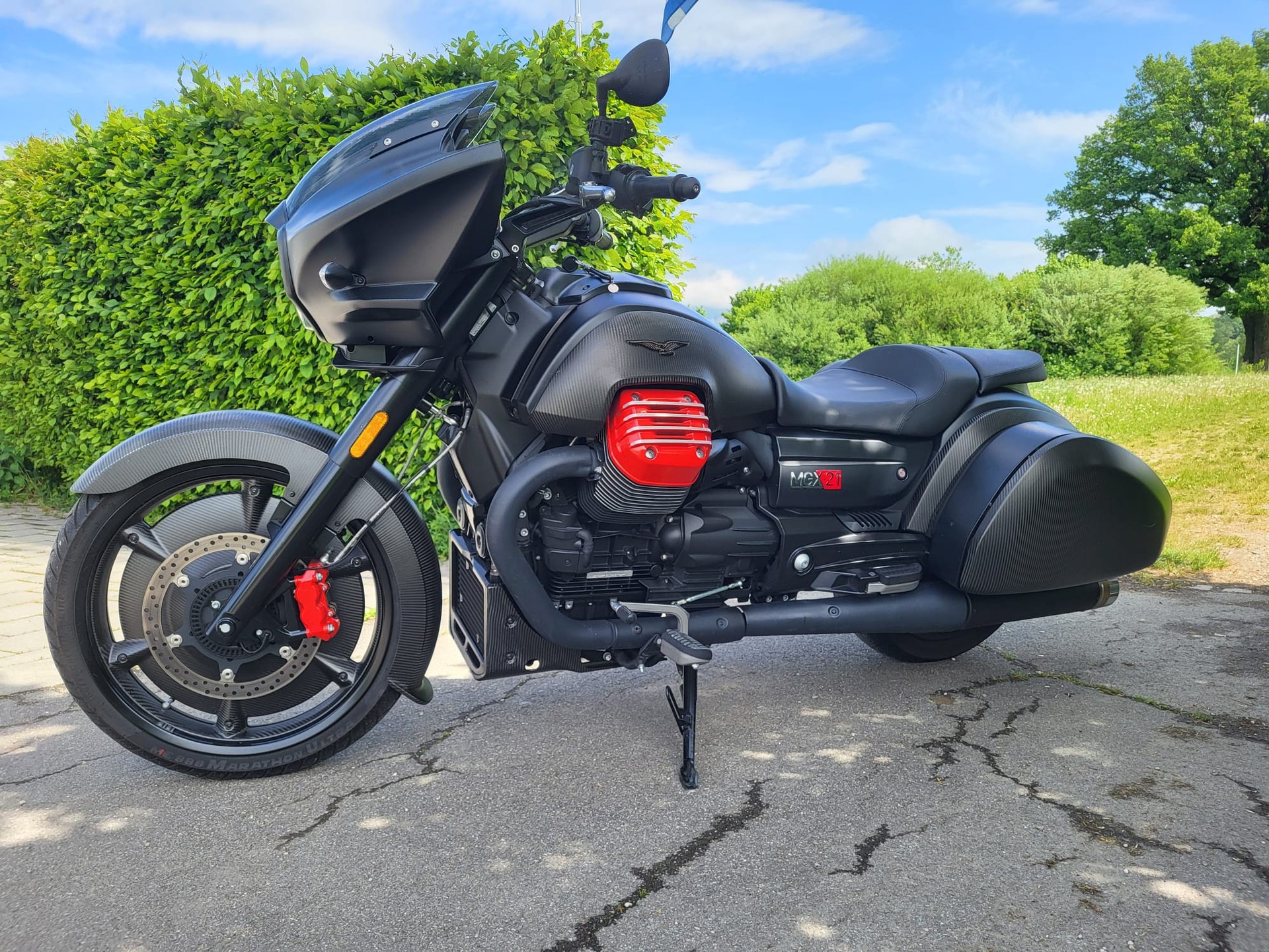 MOTO GUZZI MGX 21 1400 ABS-image-2