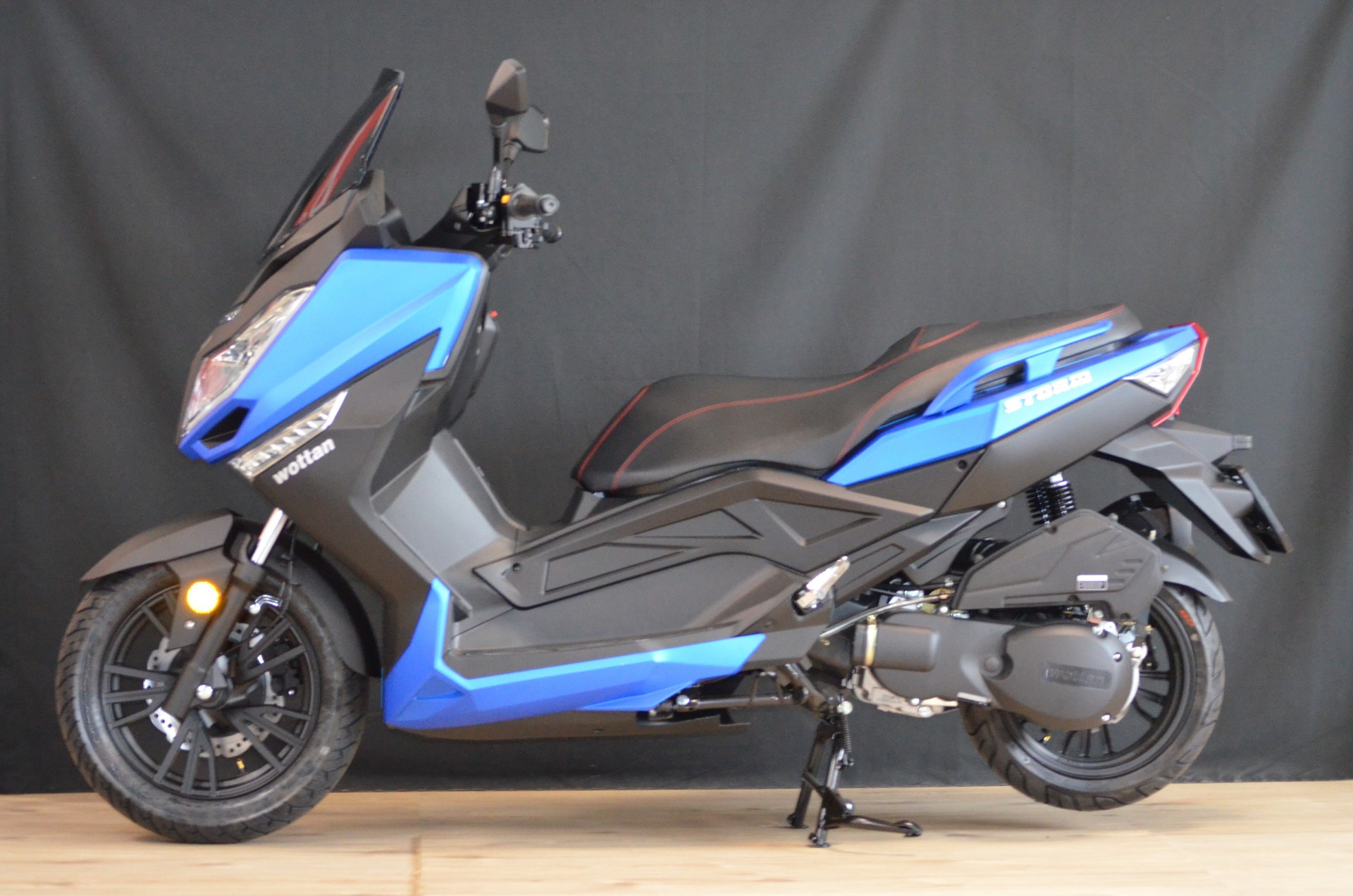 WOTTAN STORM 125-showroom-element-3