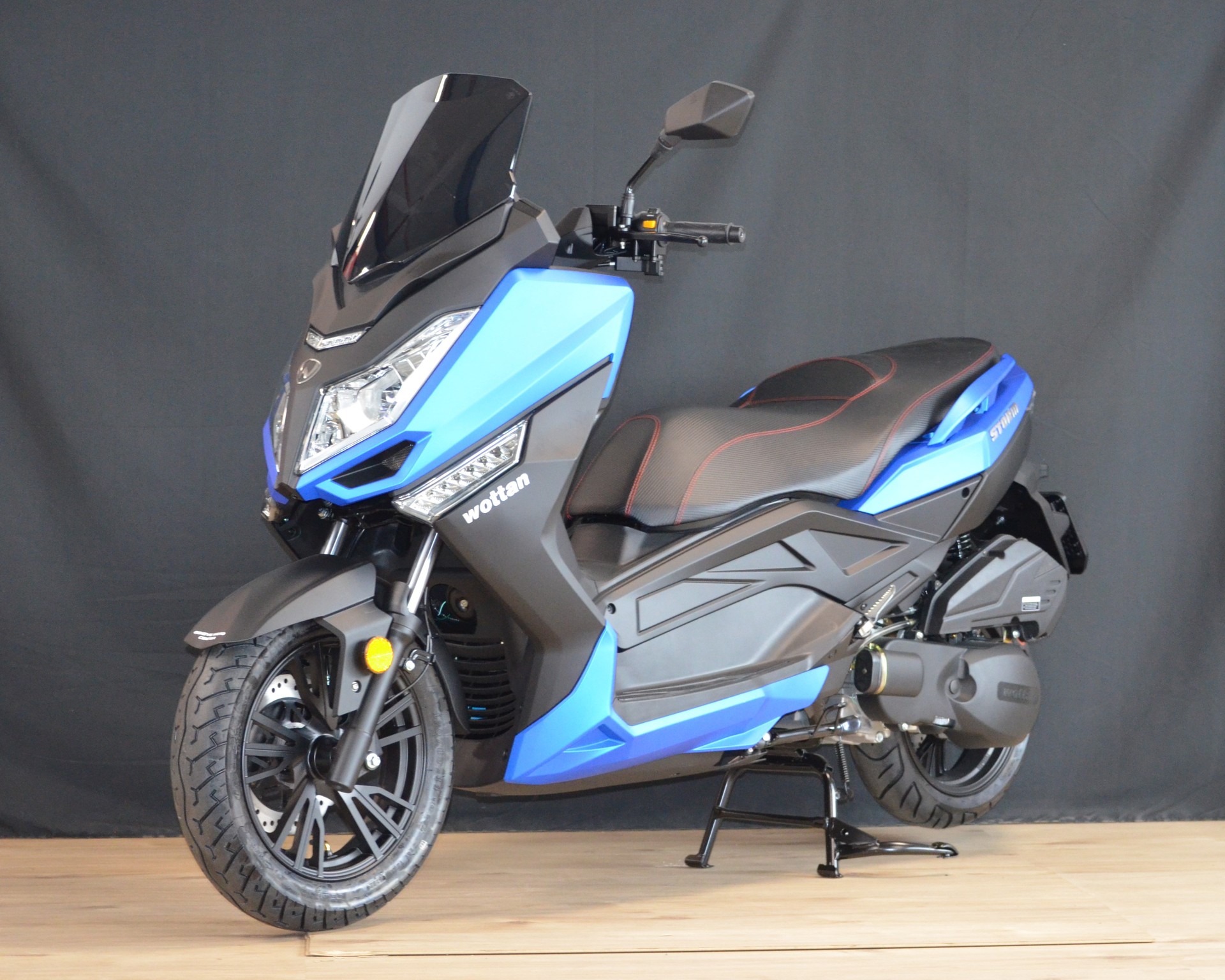 WOTTAN STORM 125-showroom-element-2