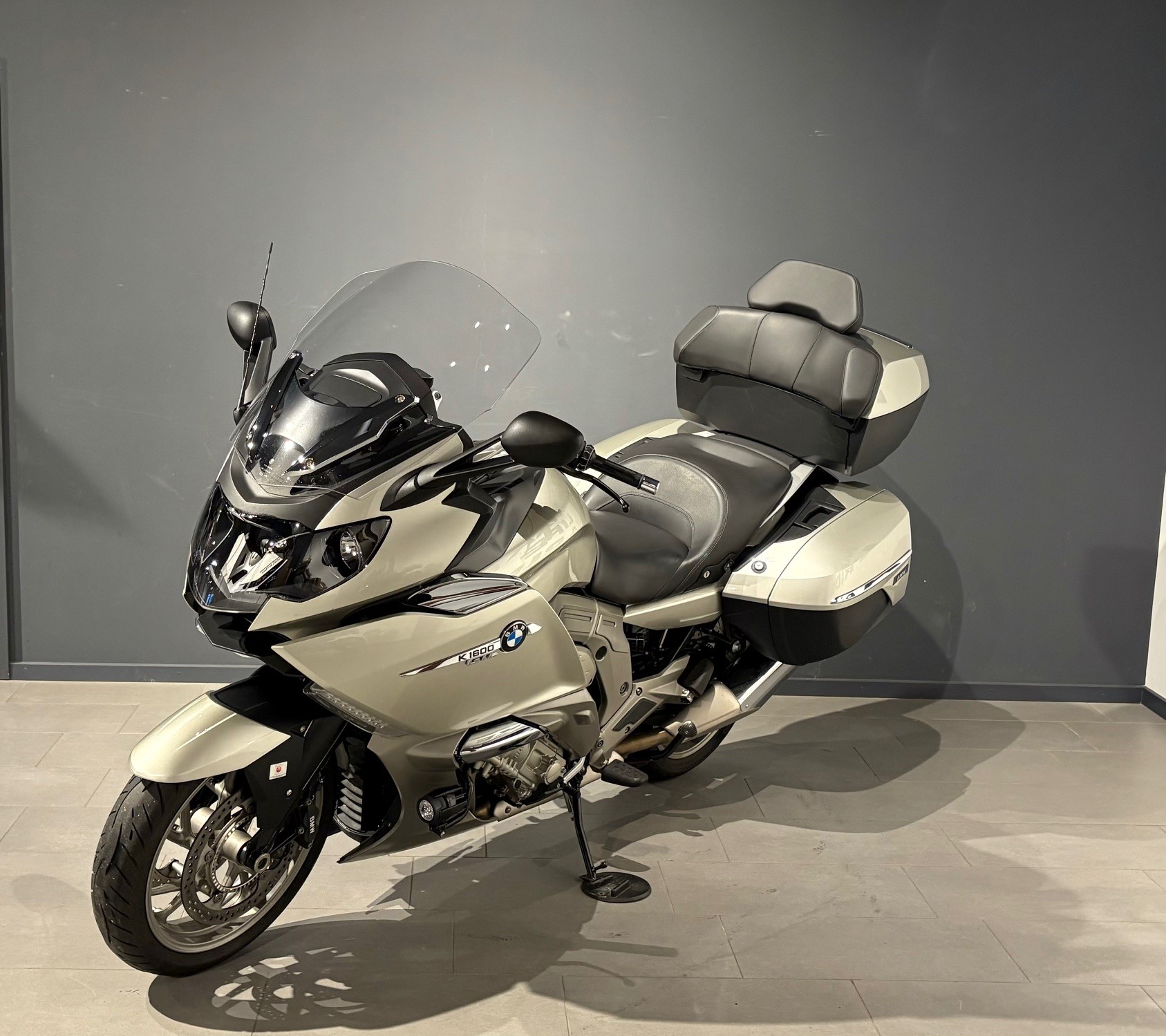 BMW K 1600 GTL-showroom-element-2