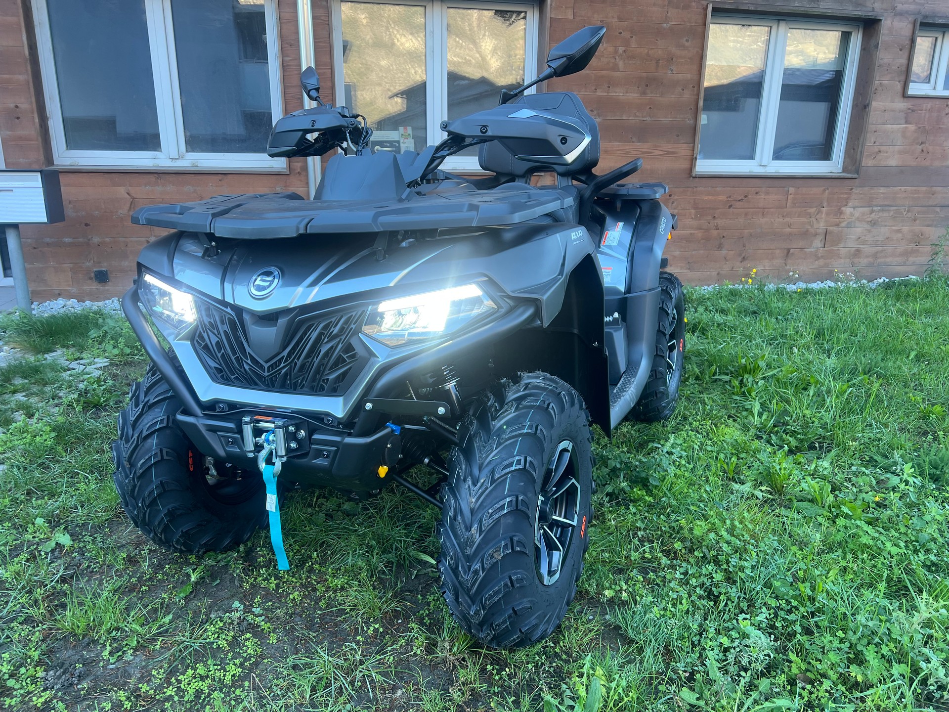 CF MOTO Cforce 625 L