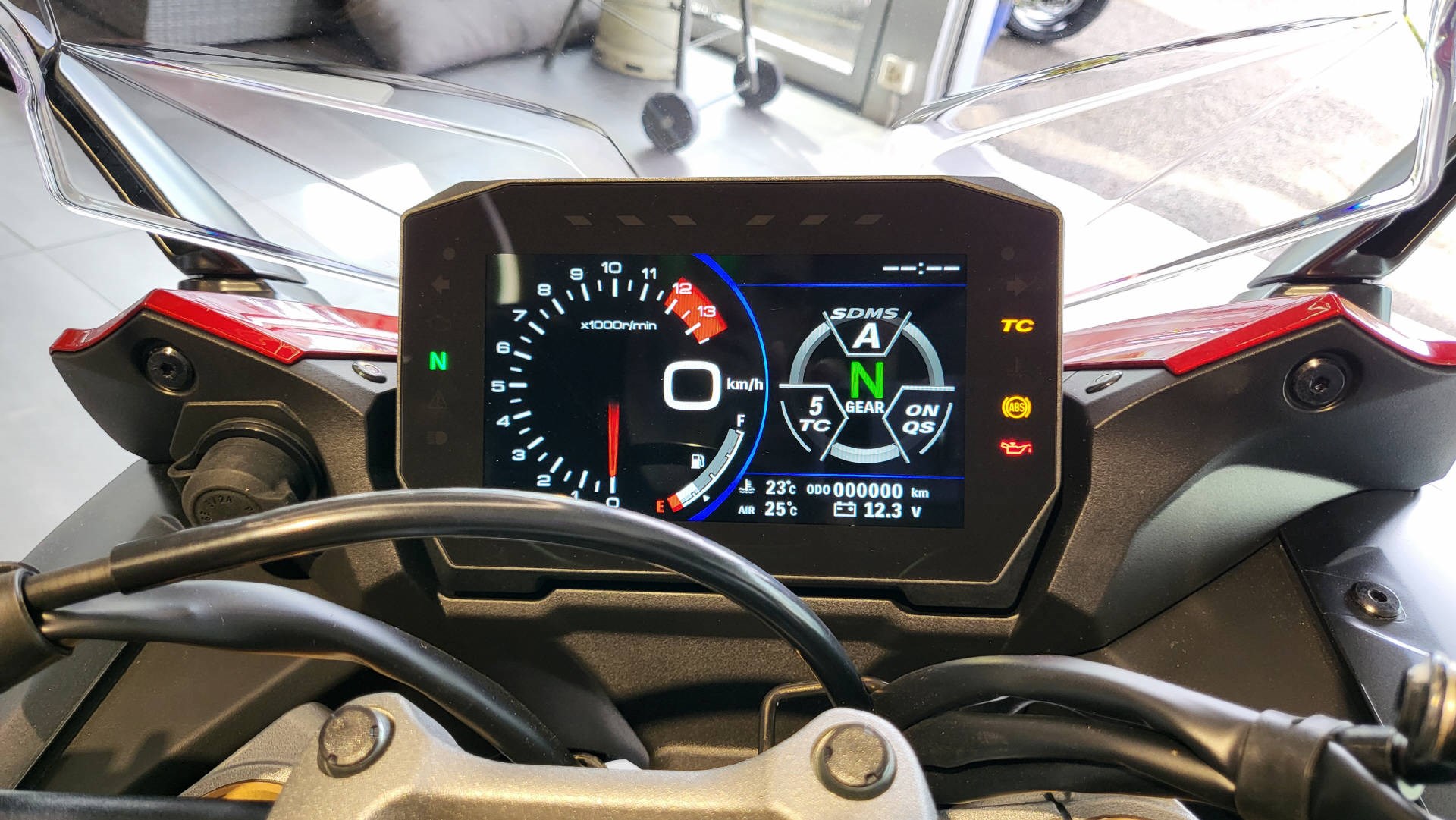 SUZUKI GSX-S 1000 GT-image-8