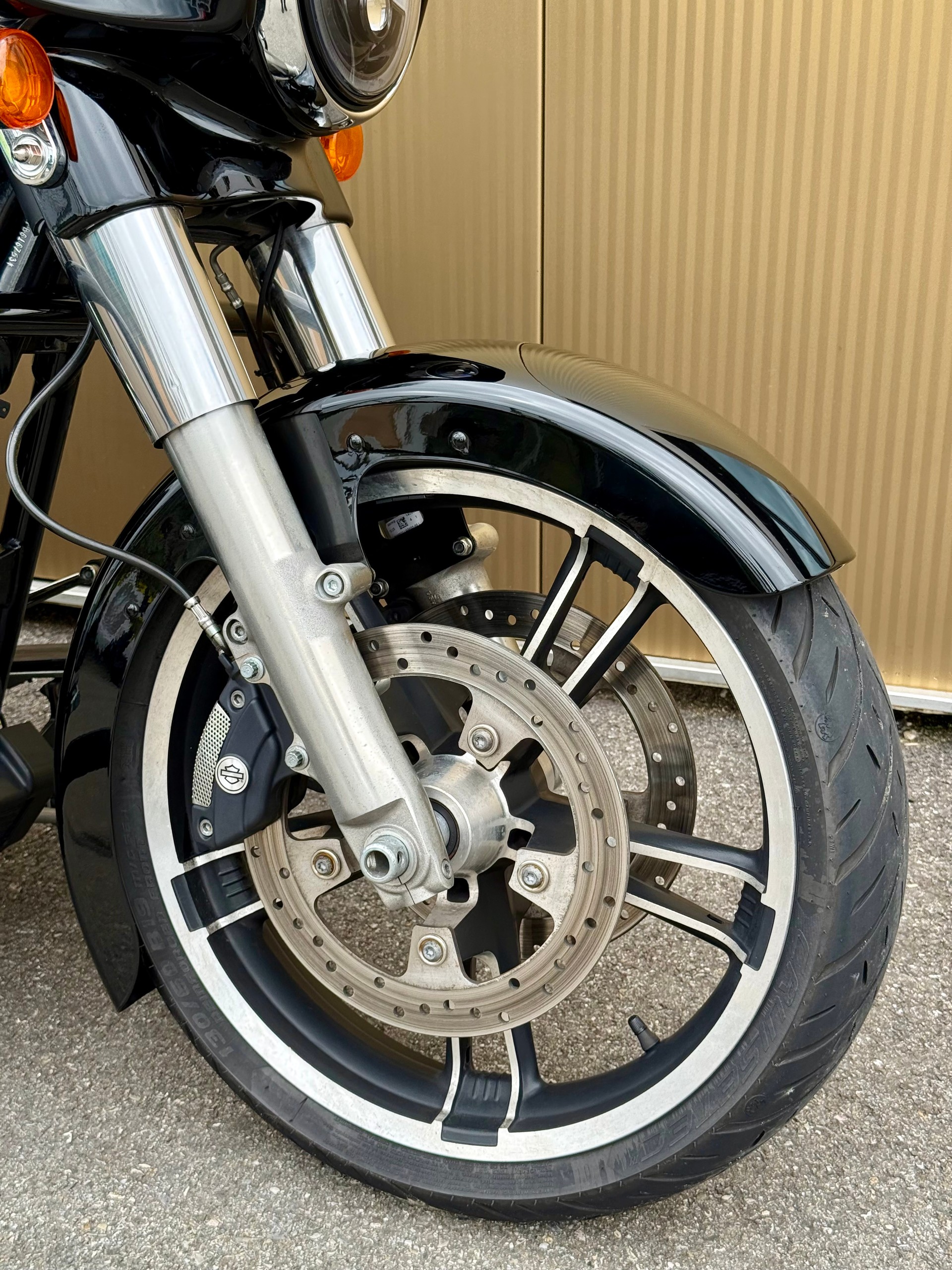 HARLEY-DAVIDSON FLHXS Street Glide Special ABS-showroom-element-1