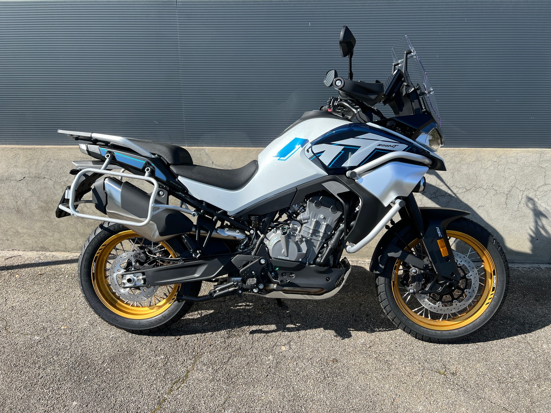 CF MOTO 800 MT Explore