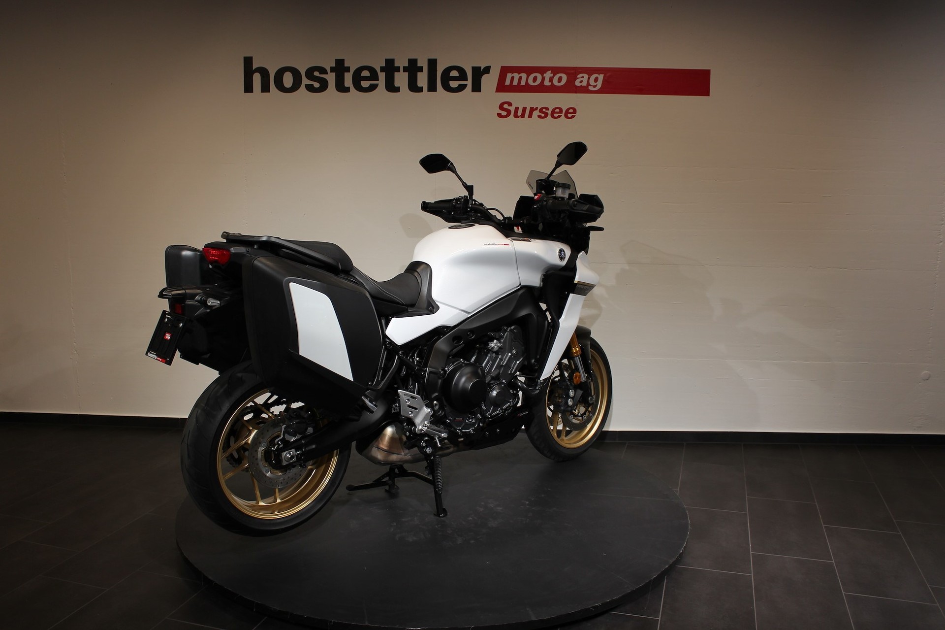 YAMAHA Tracer 9 GT-showroom-element-3