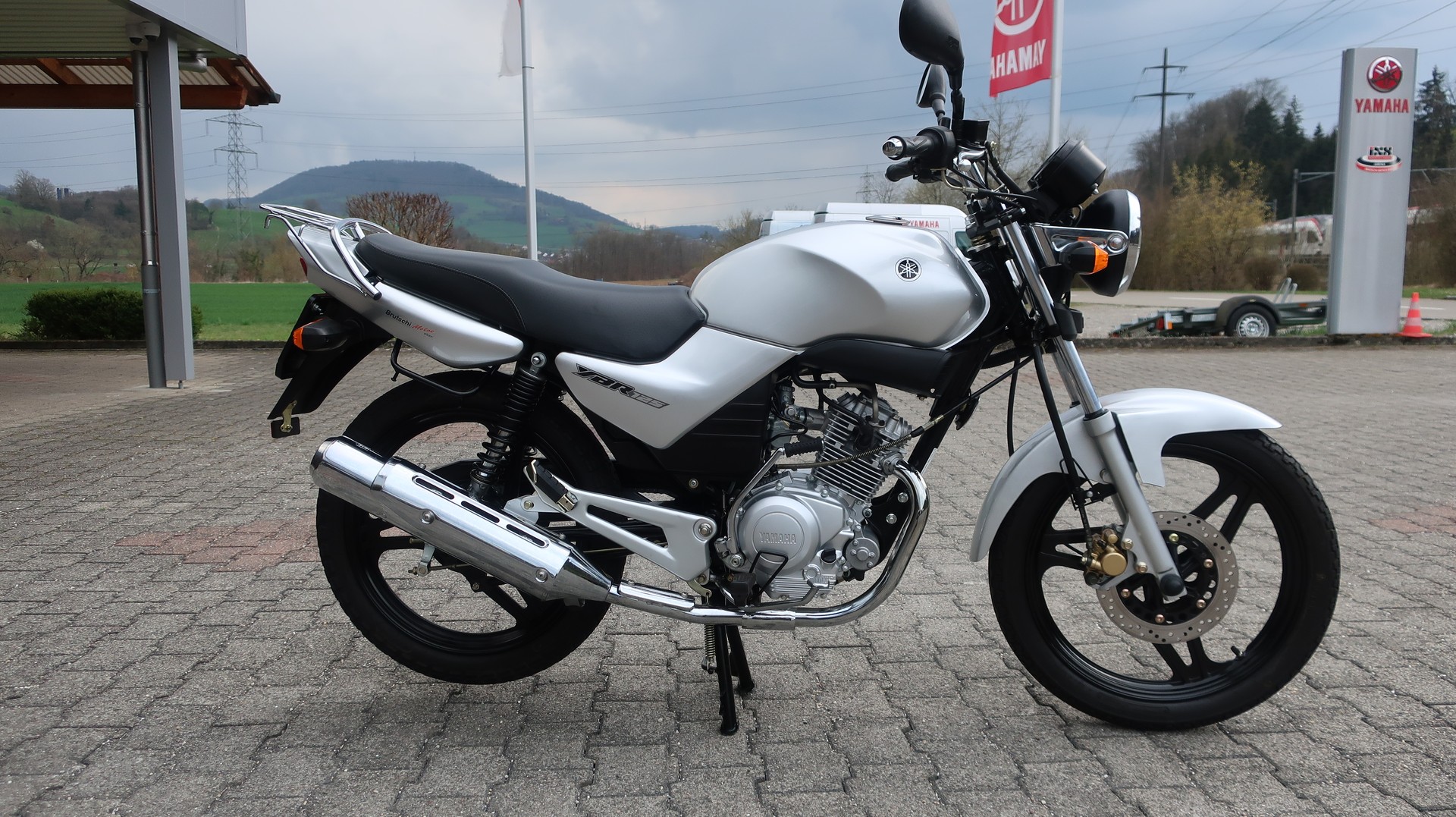 YAMAHA YBR 125