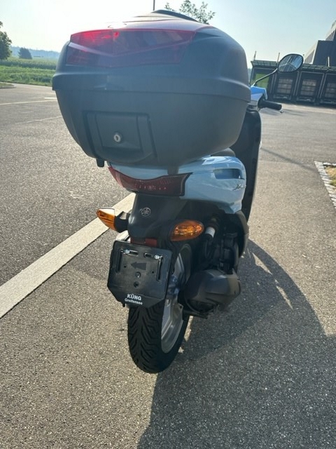 YAMAHA Xenter 125-showroom-element-3
