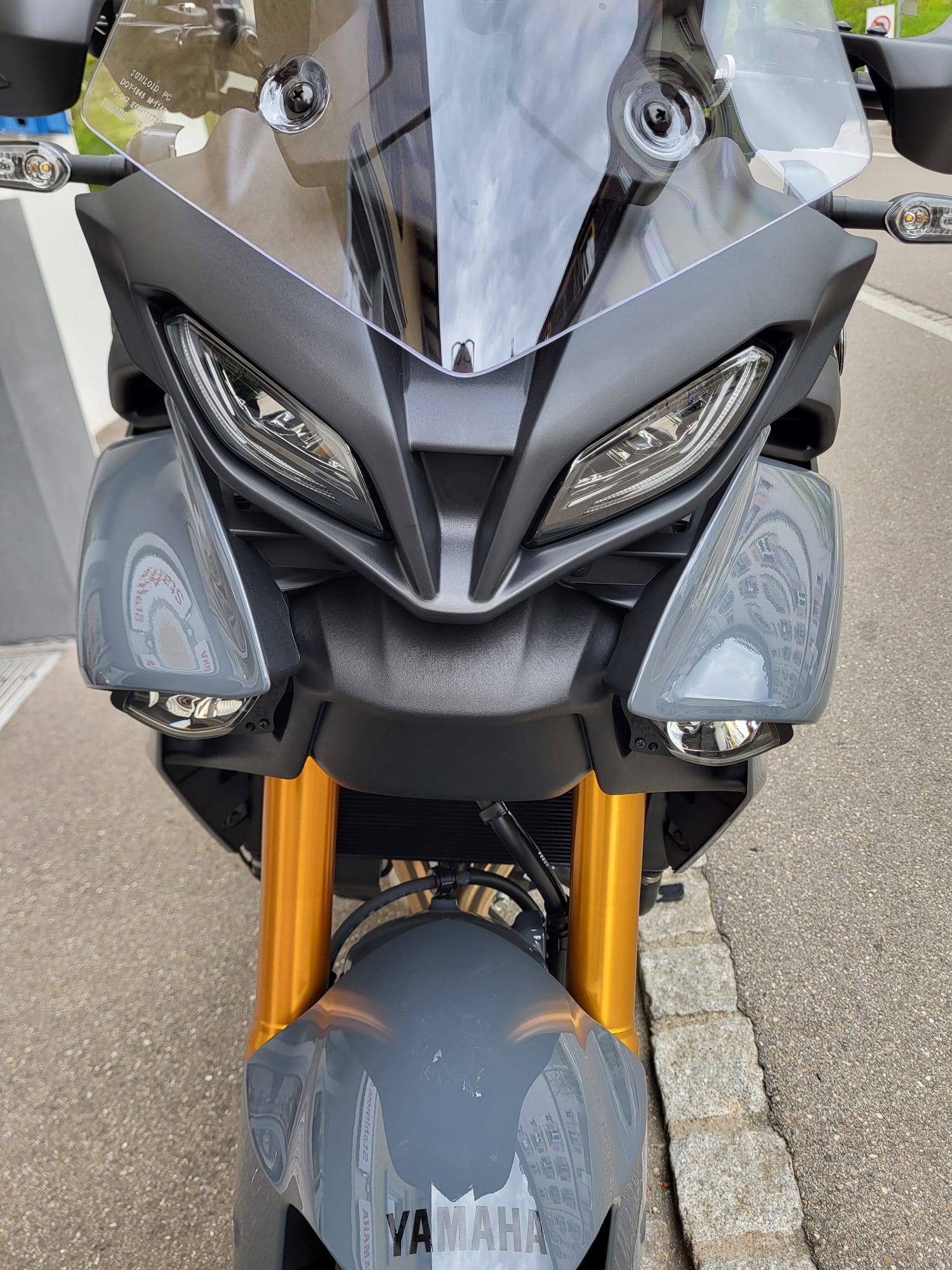 YAMAHA Tracer 9 GT+-showroom-element-3
