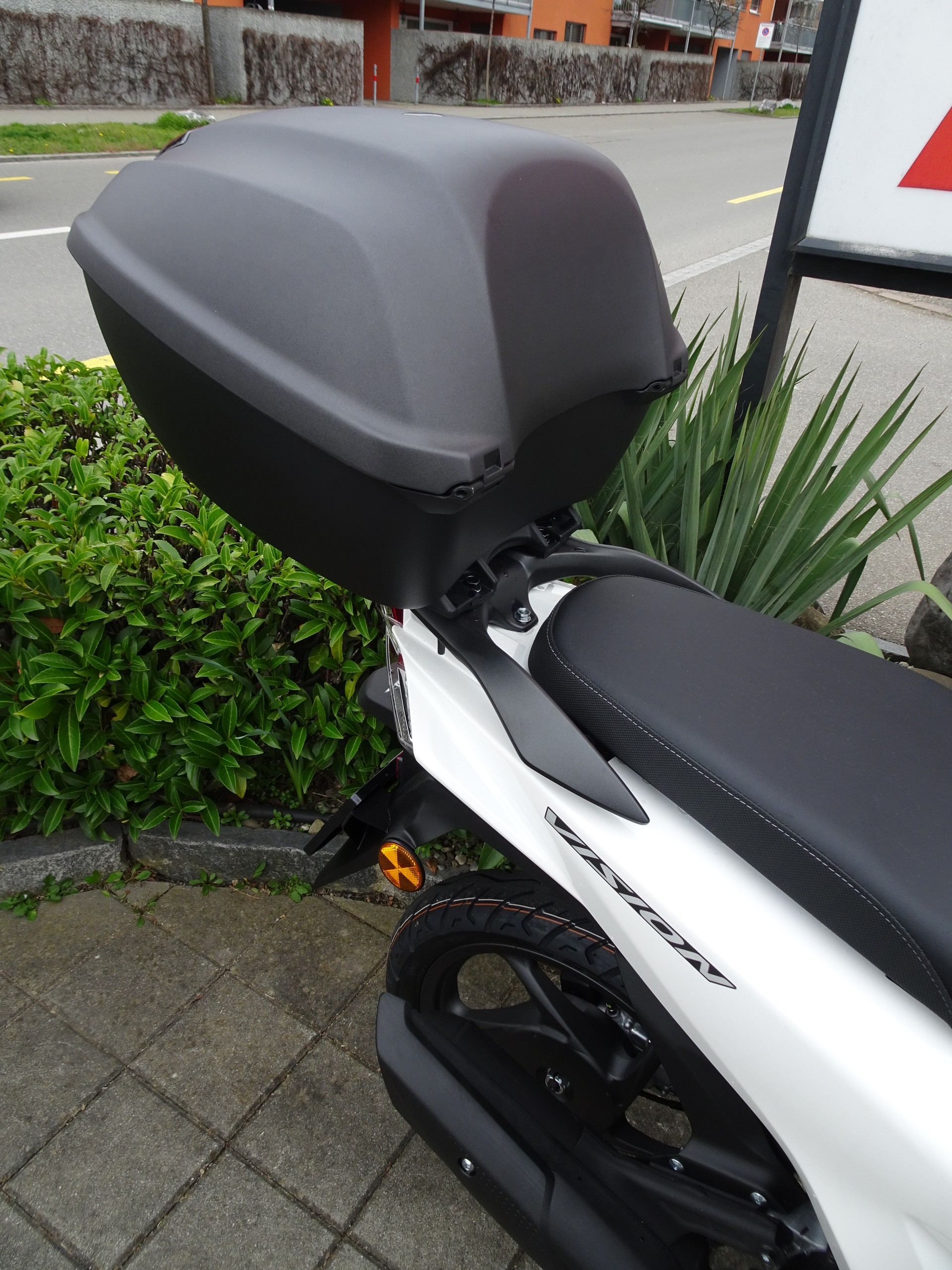 HONDA NSC Vision 110-showroom-element-3