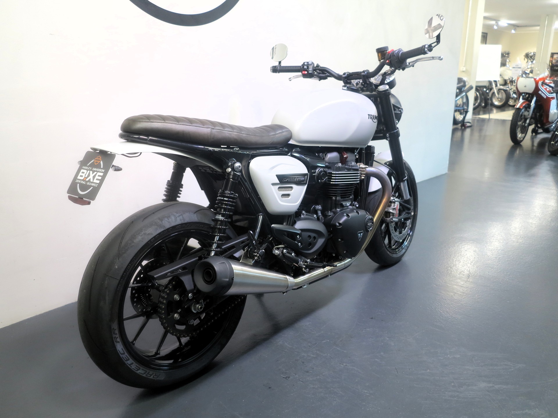 TRIUMPH Speed Twin 1200-image-5