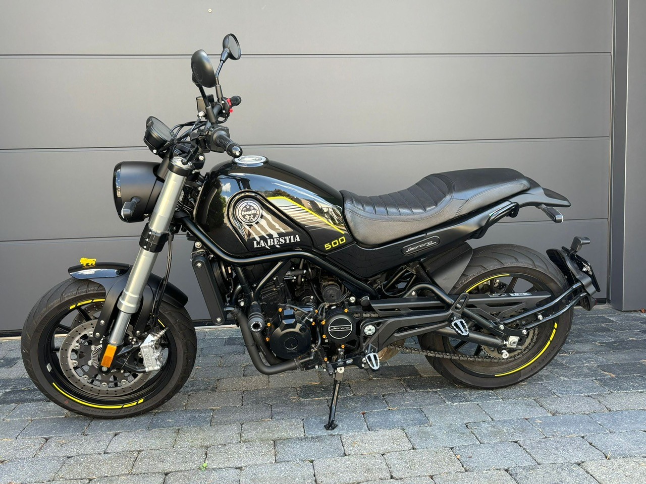 BENELLI Leoncino 500