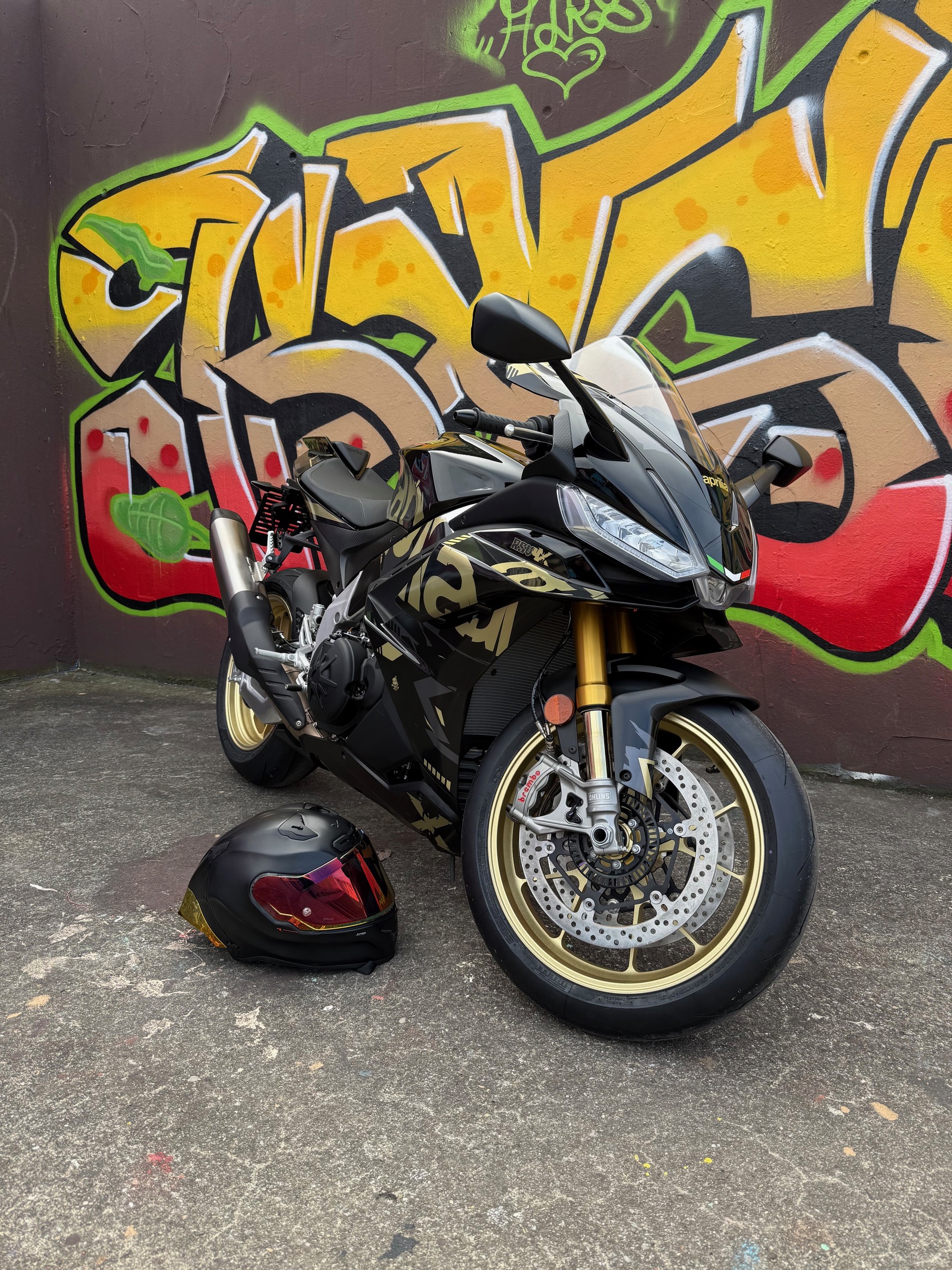 APRILIA RSV4 1100 Factory