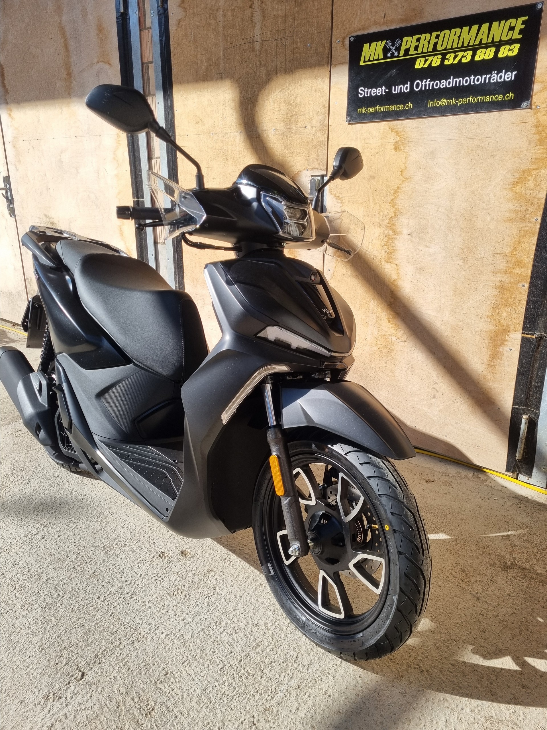 VOGE SR16