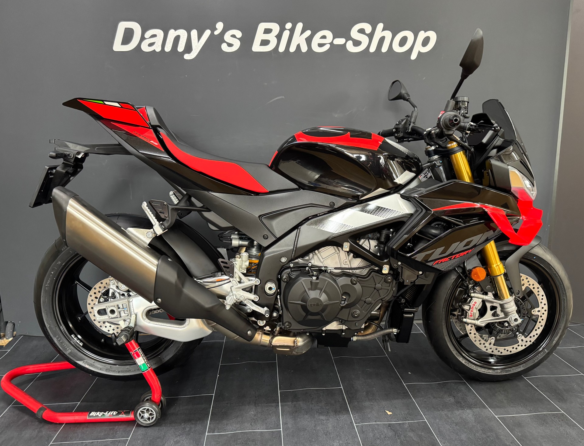APRILIA Tuono V4 1100 Factory MY25