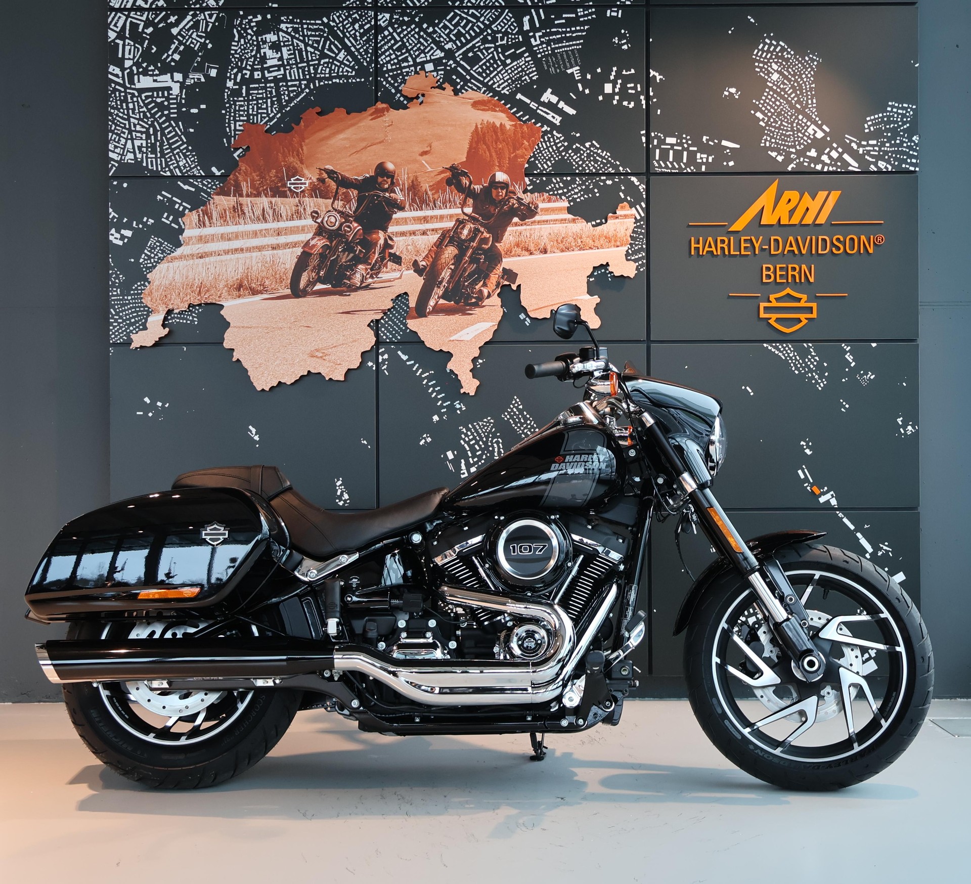 HARLEY-DAVIDSON FLSB Sport Glide-image-0