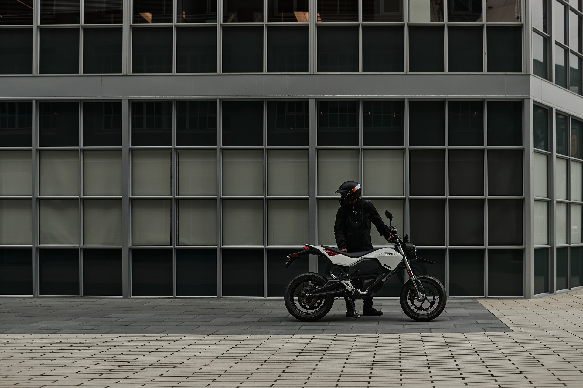 ZERO FXE ZF 7.2-showroom-element-3