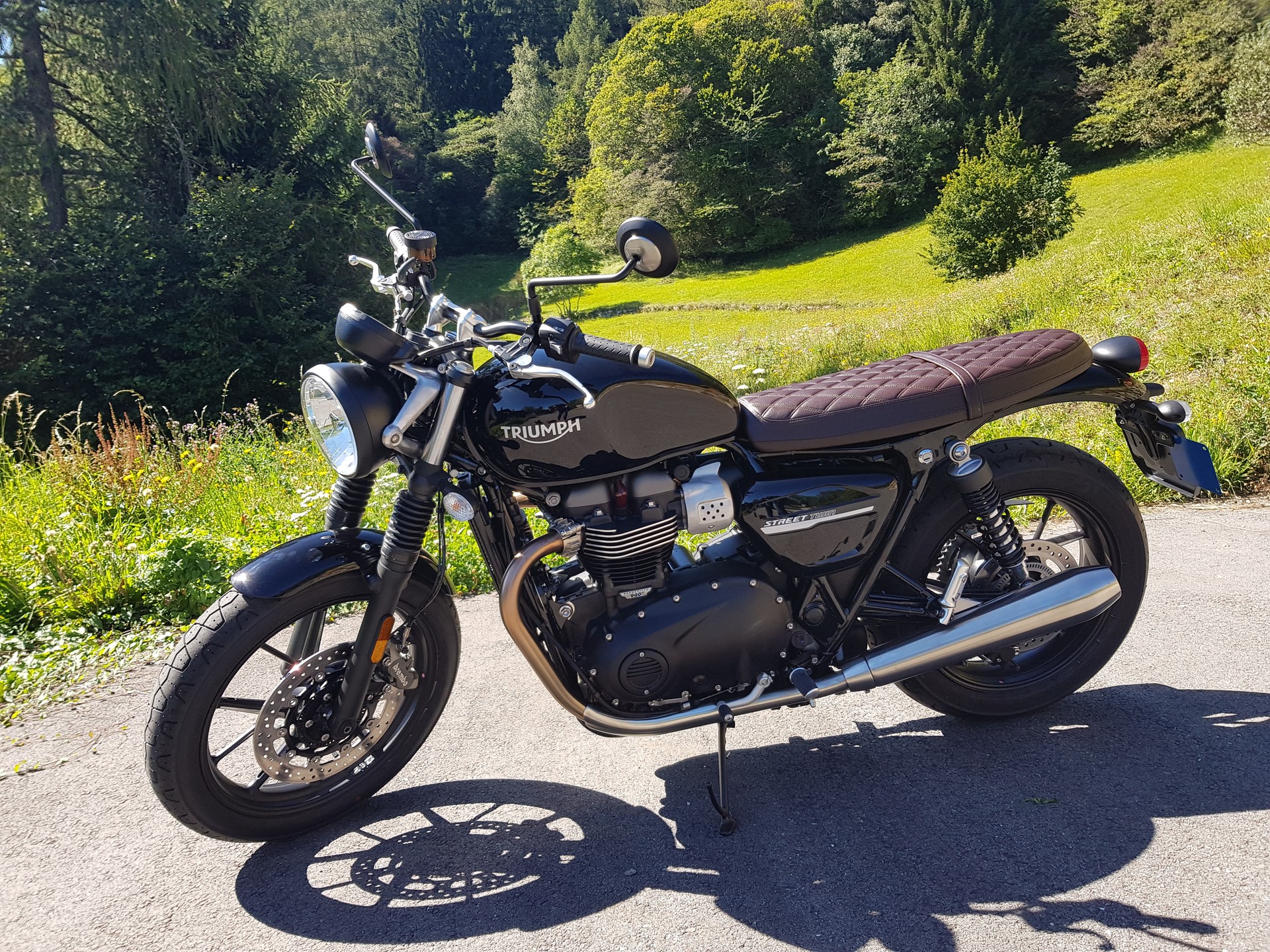 TRIUMPH Street Twin 900 i