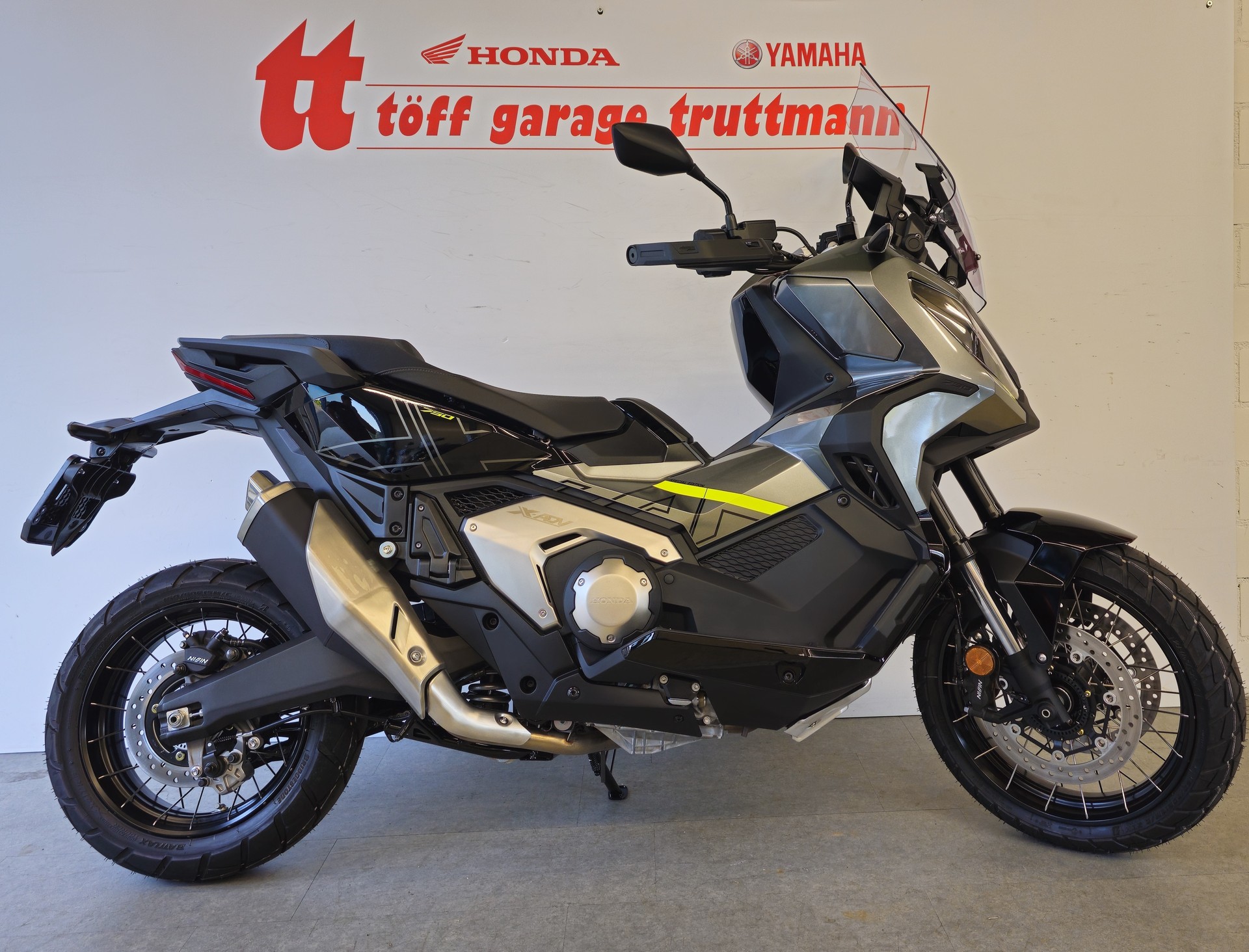 HONDA X-ADV 750