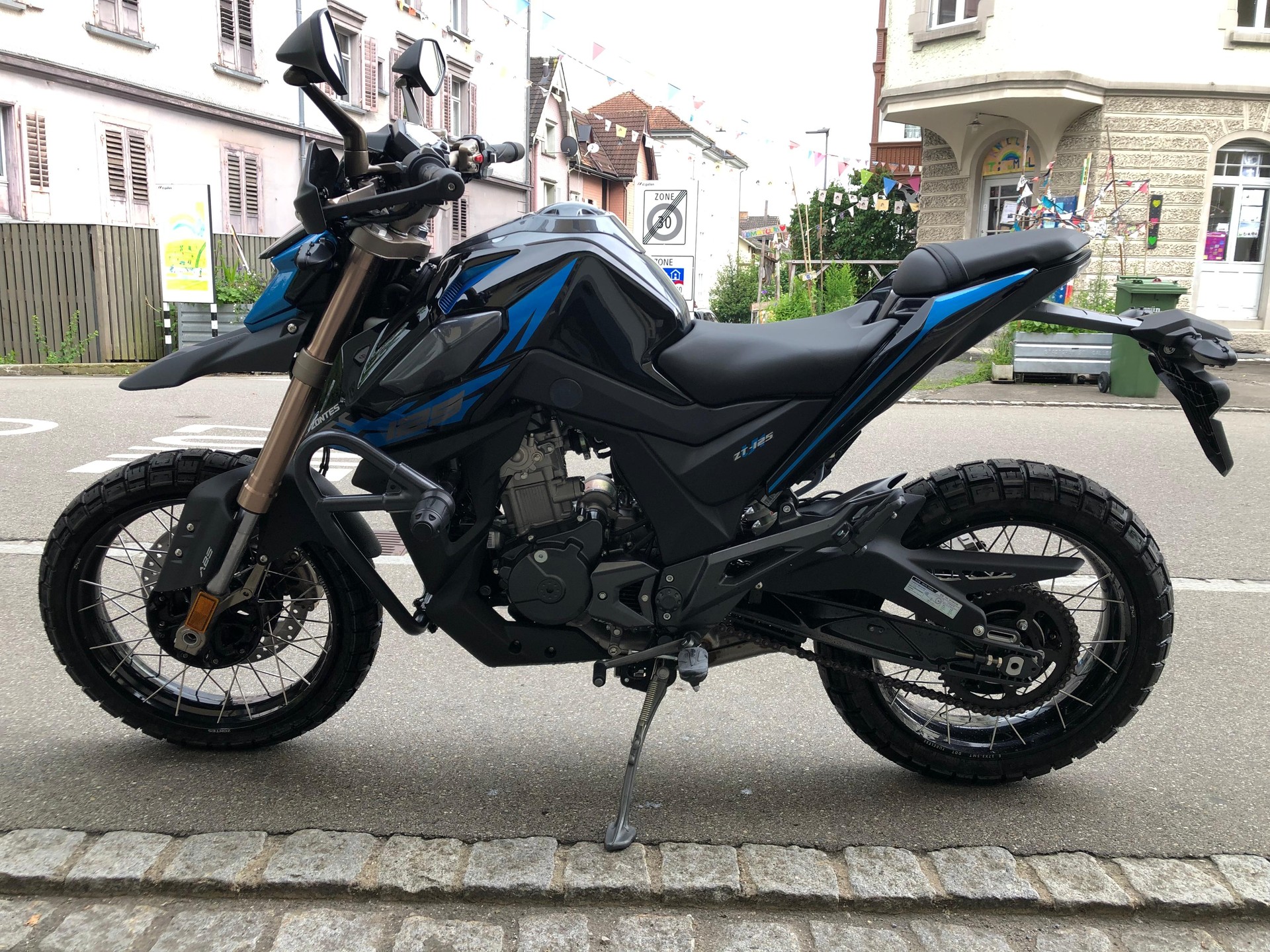 ZONTES ZT 125 U1-showroom-element-3