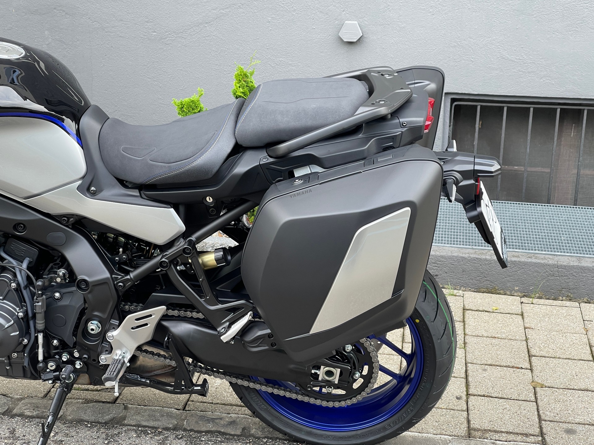 YAMAHA Tracer 9 GT+-showroom-element-3