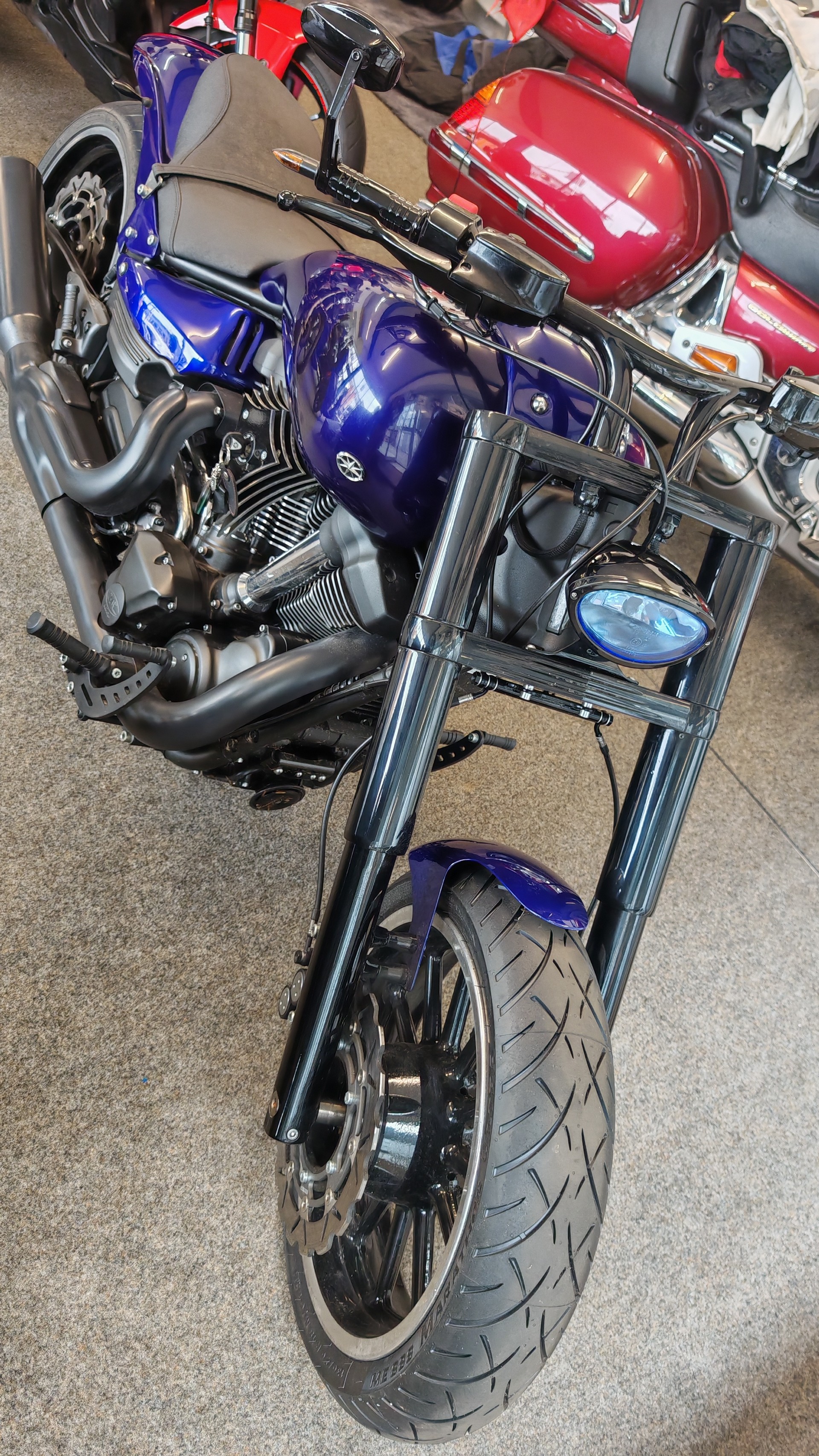 YAMAHA XV 1900 Midnight Star-image-1
