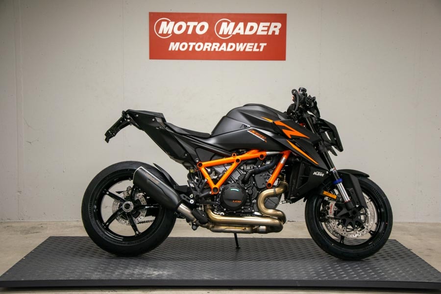 KTM 1390 Super Duke R EVO-showroom-element-1