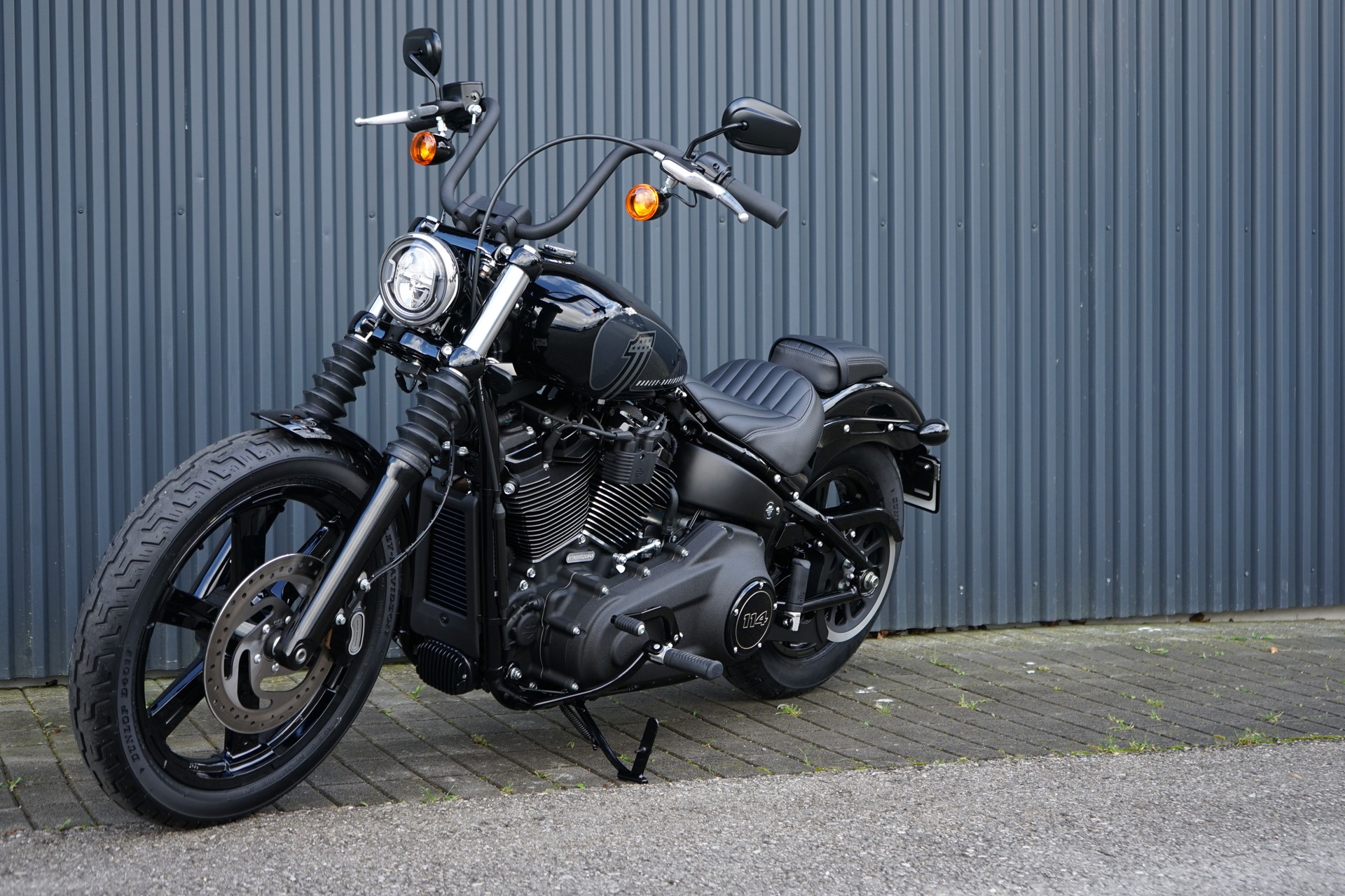 HARLEY-DAVIDSON FXBBS Street Bob 114-showroom-element-1