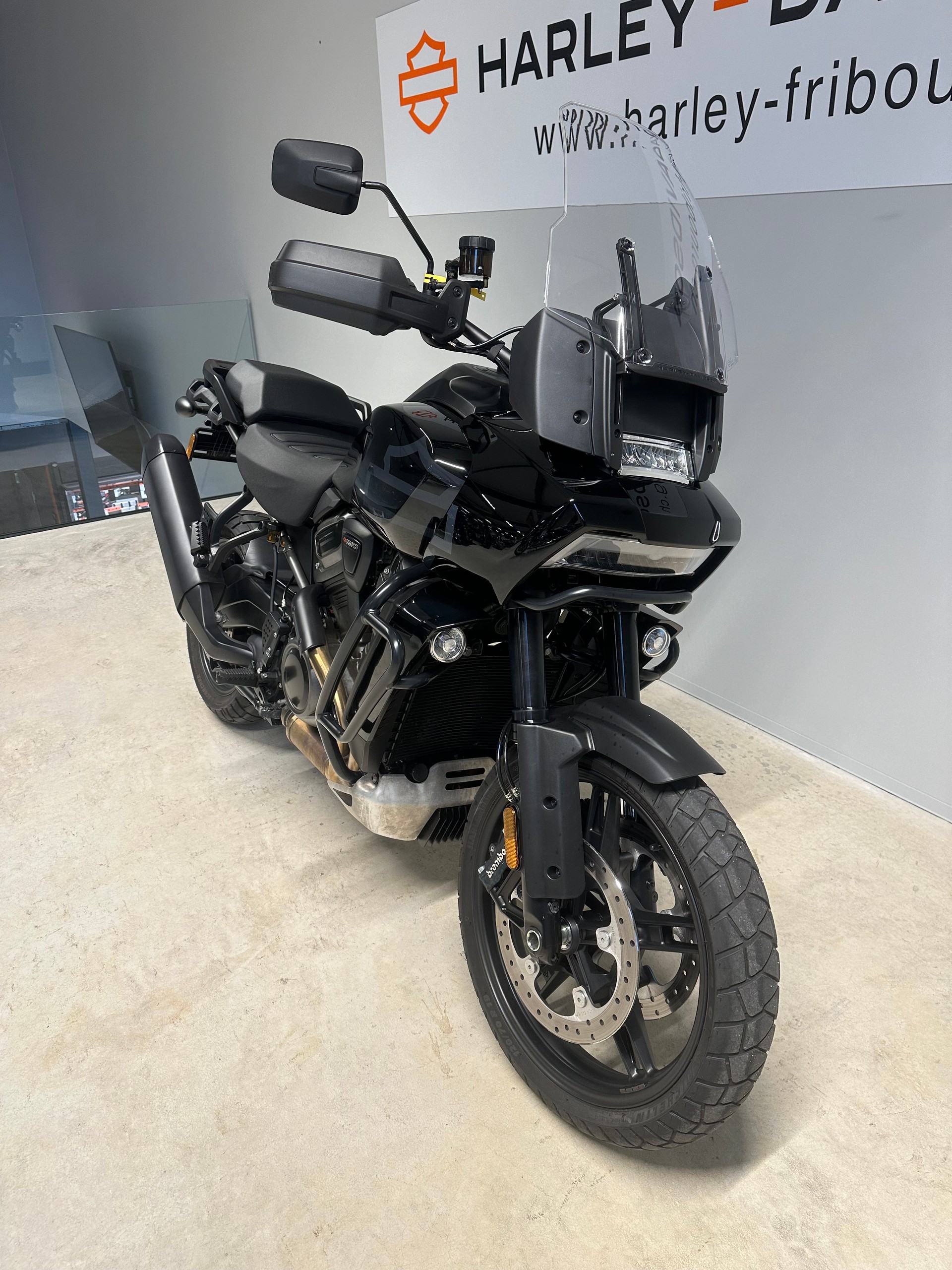 HARLEY-DAVIDSON RA Pan America 1250 Special-showroom-element-1