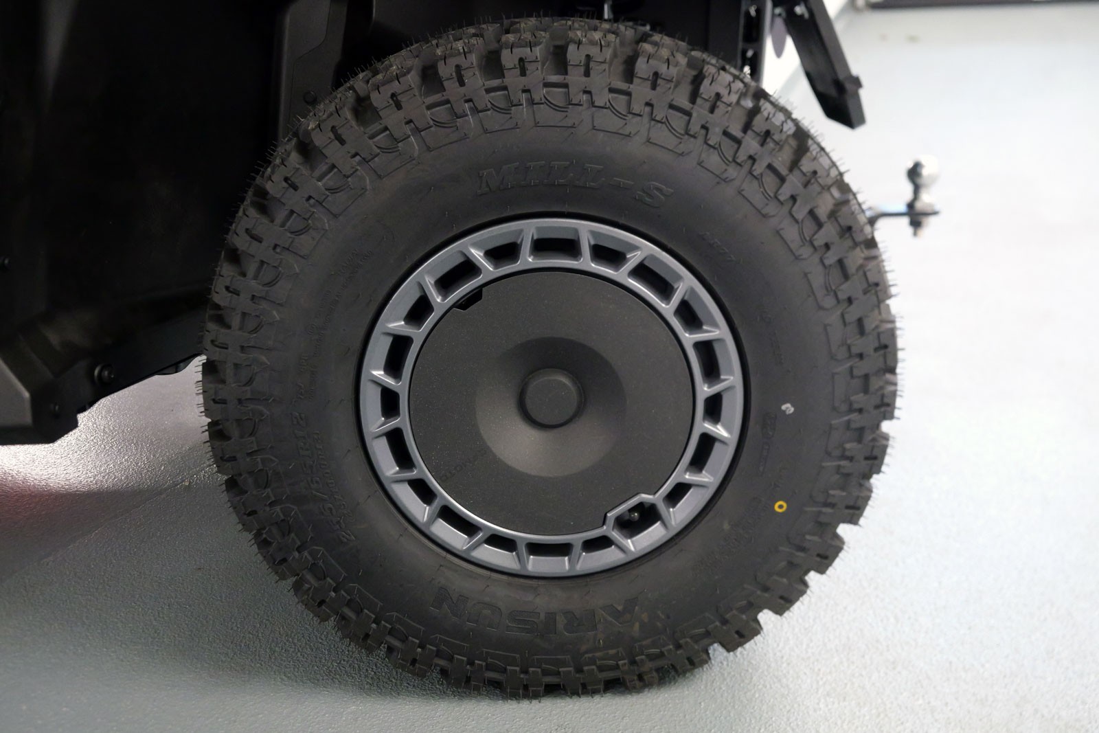 CF MOTO UFORCE U6 EV-image-14