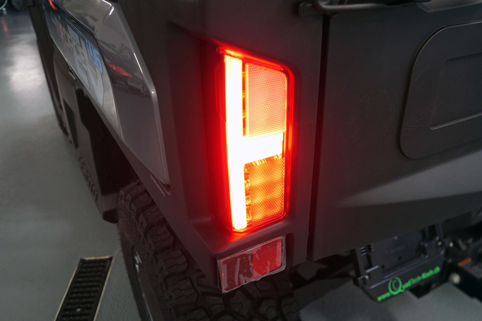 CF MOTO UFORCE U6 EV-image-13
