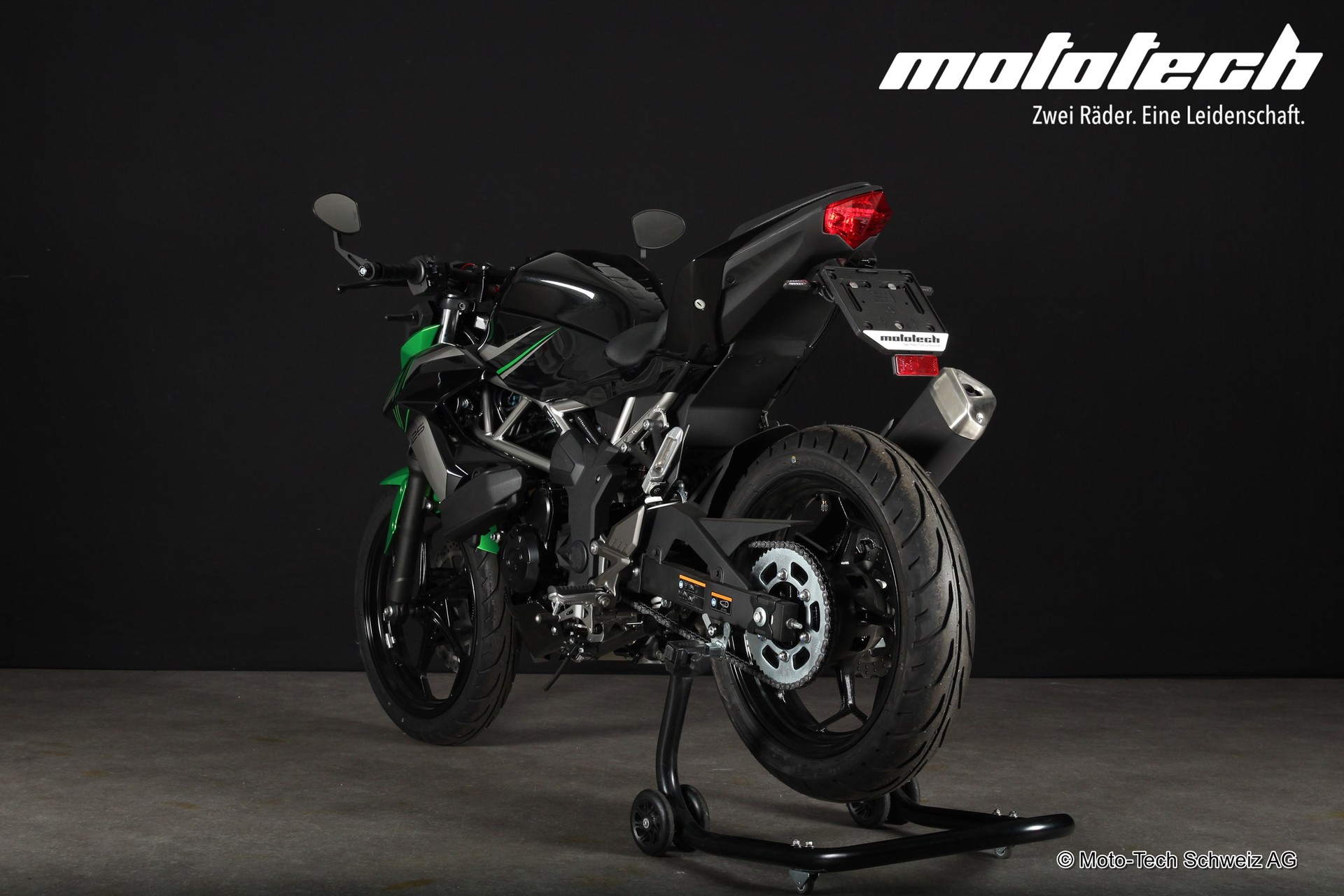 KAWASAKI Z 125 ABS MY24 STAGE 1-showroom-element-3