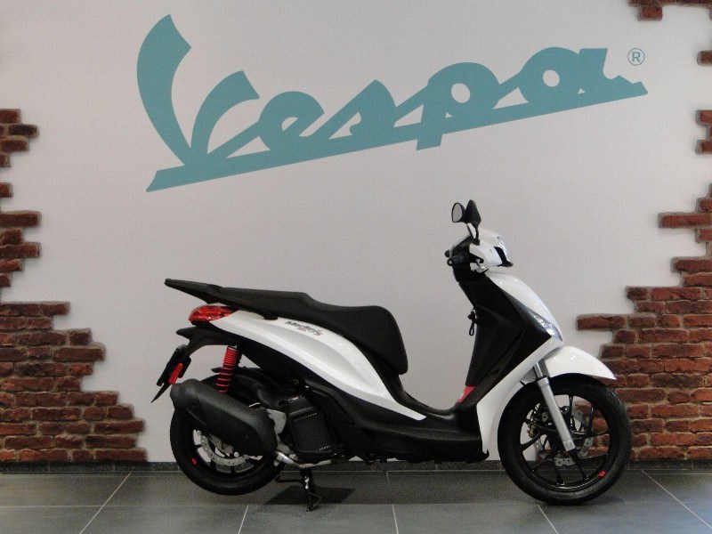 PIAGGIO Medley 125 Sport-image-2