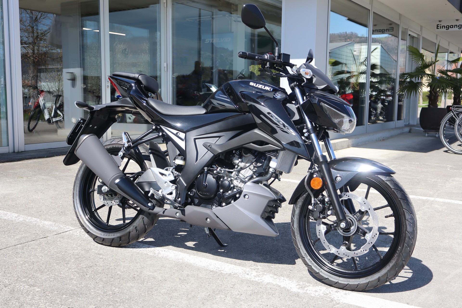 SUZUKI GSX-S 125 ABS-showroom-element-1