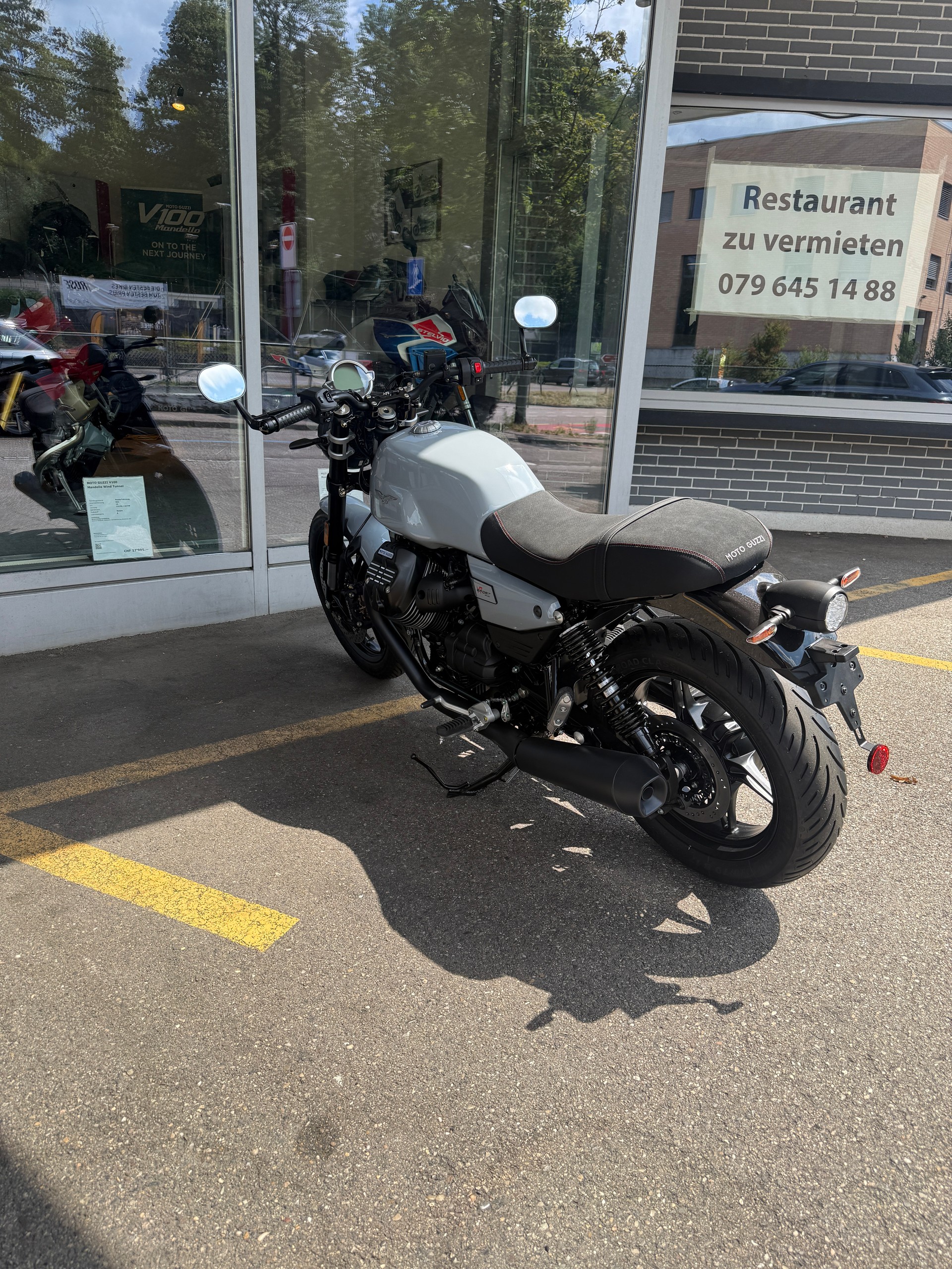 MOTO GUZZI V 7 Sport-image-9
