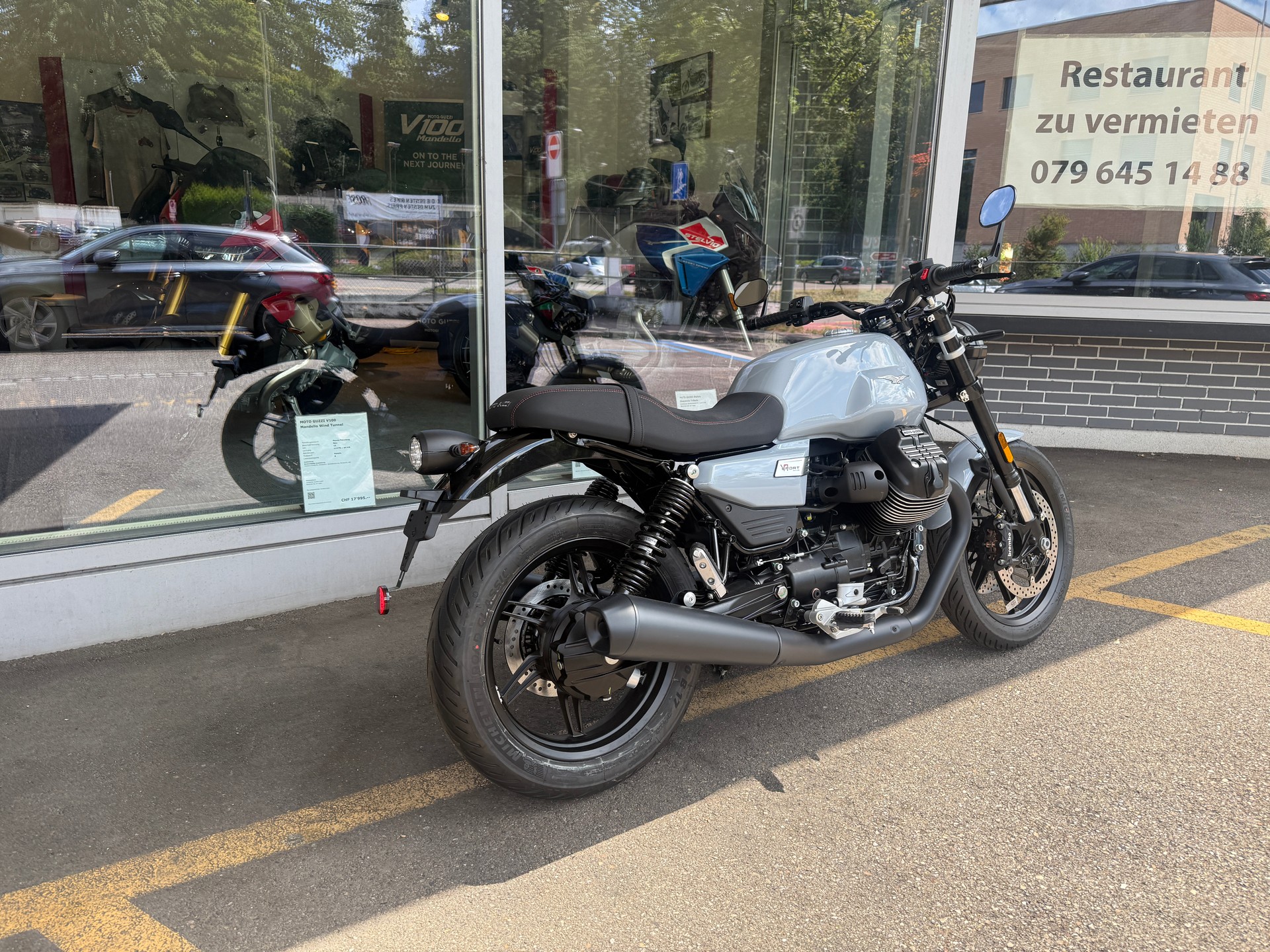 MOTO GUZZI V 7 Sport-image-2