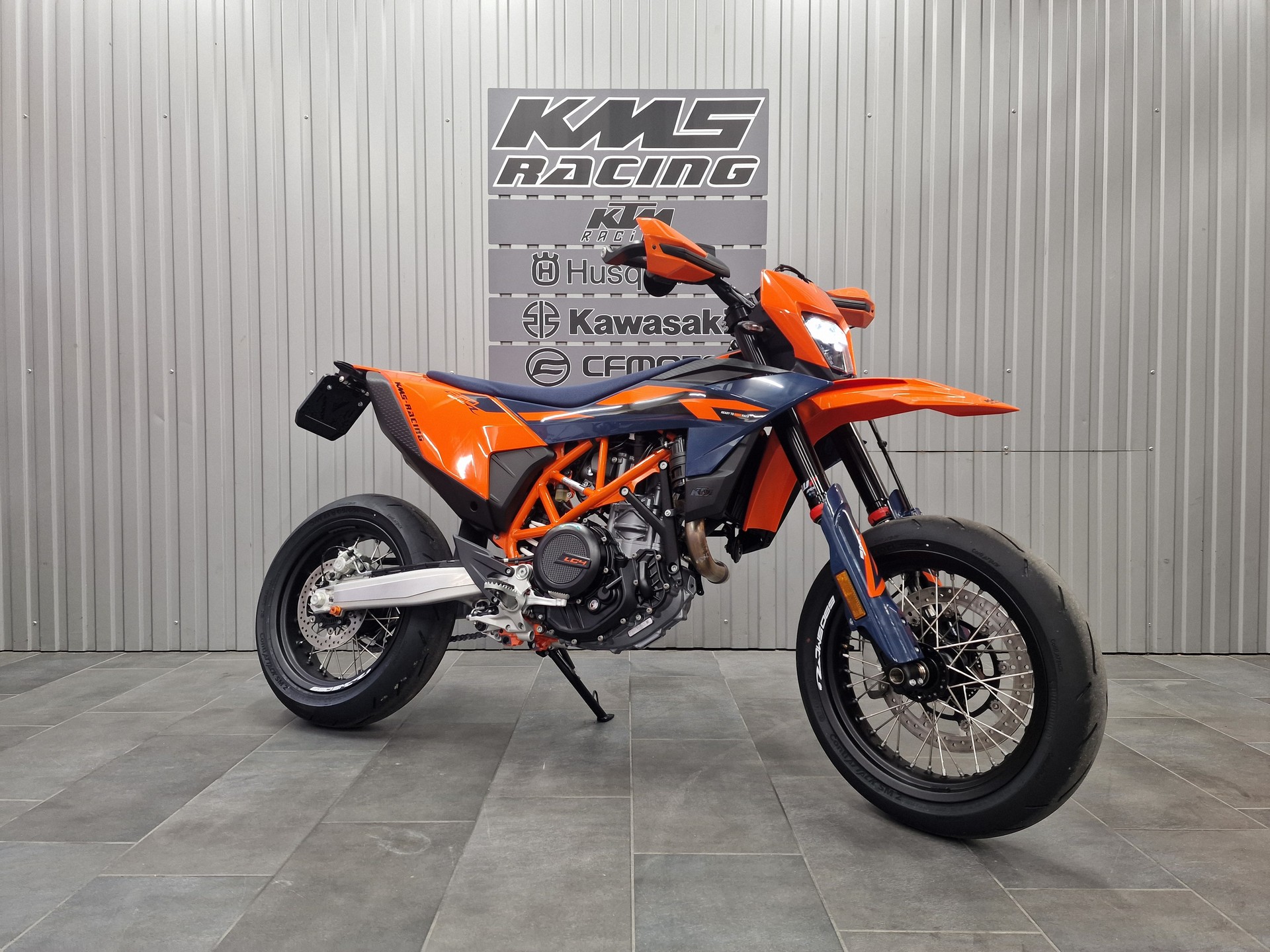 Bike Ktm Supermotard 690 Usato Ktm 690 Smc R Supermoto 1000 Used