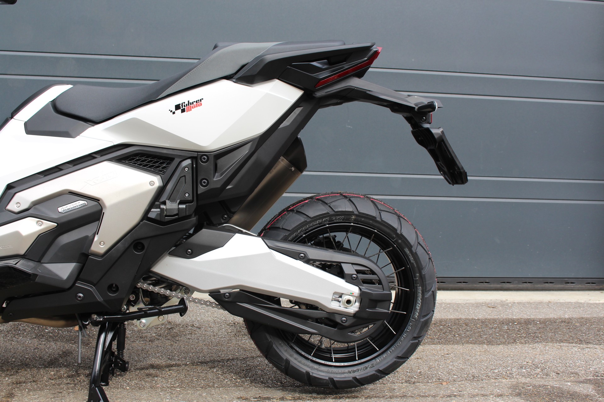 HONDA X-ADV 750-showroom-element-3