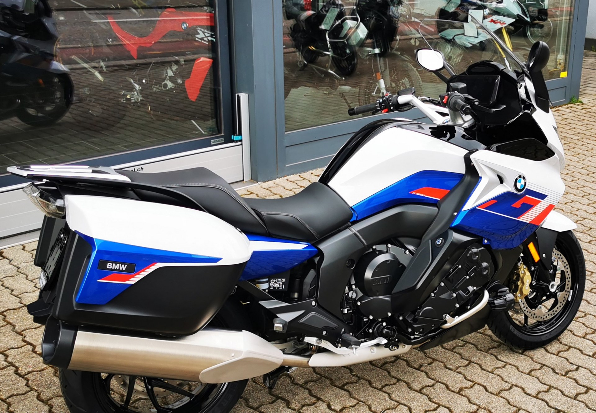 BMW K 1600 GT Sport-showroom-element-3