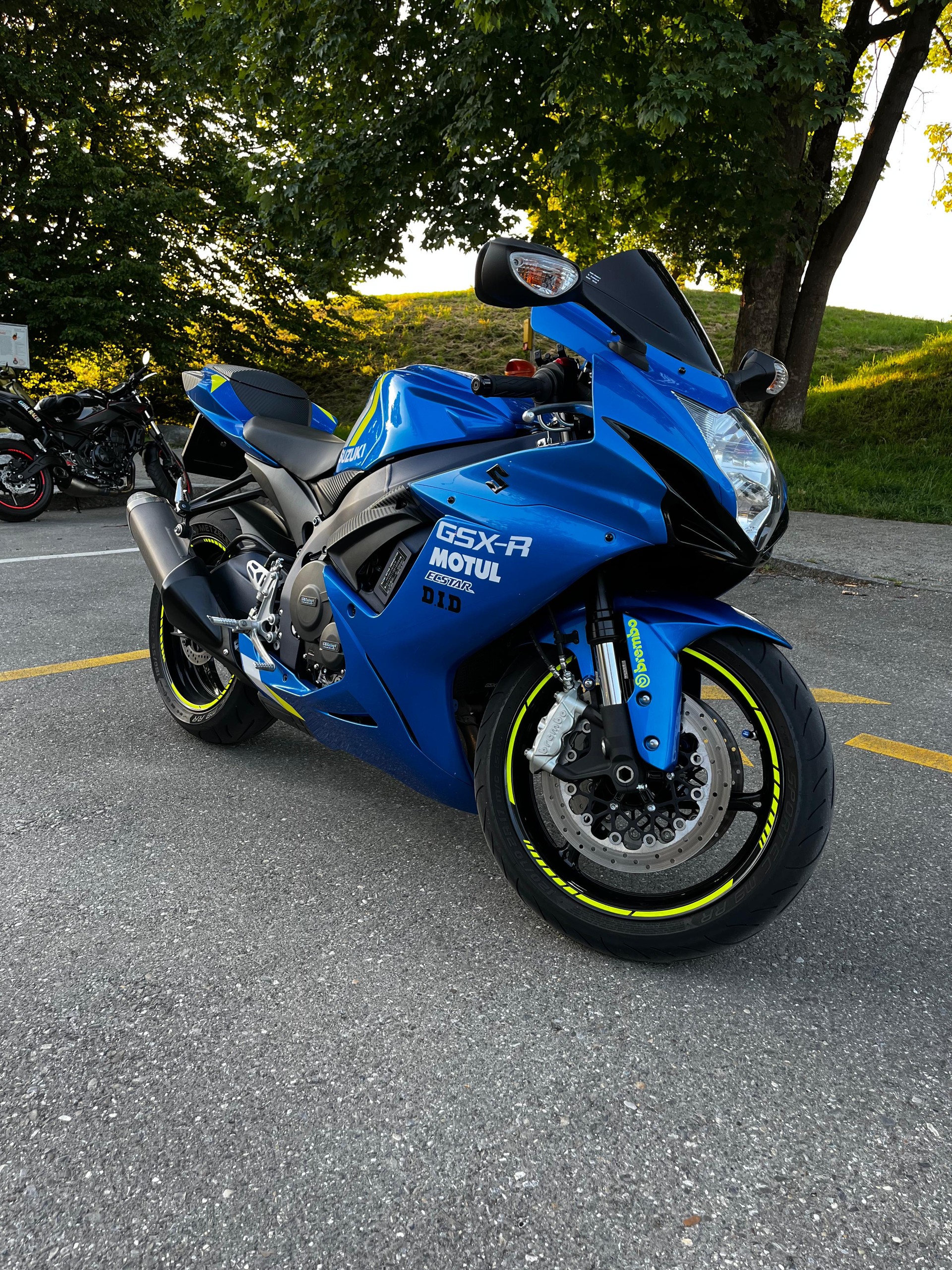 SUZUKI GSX-R 600 L3