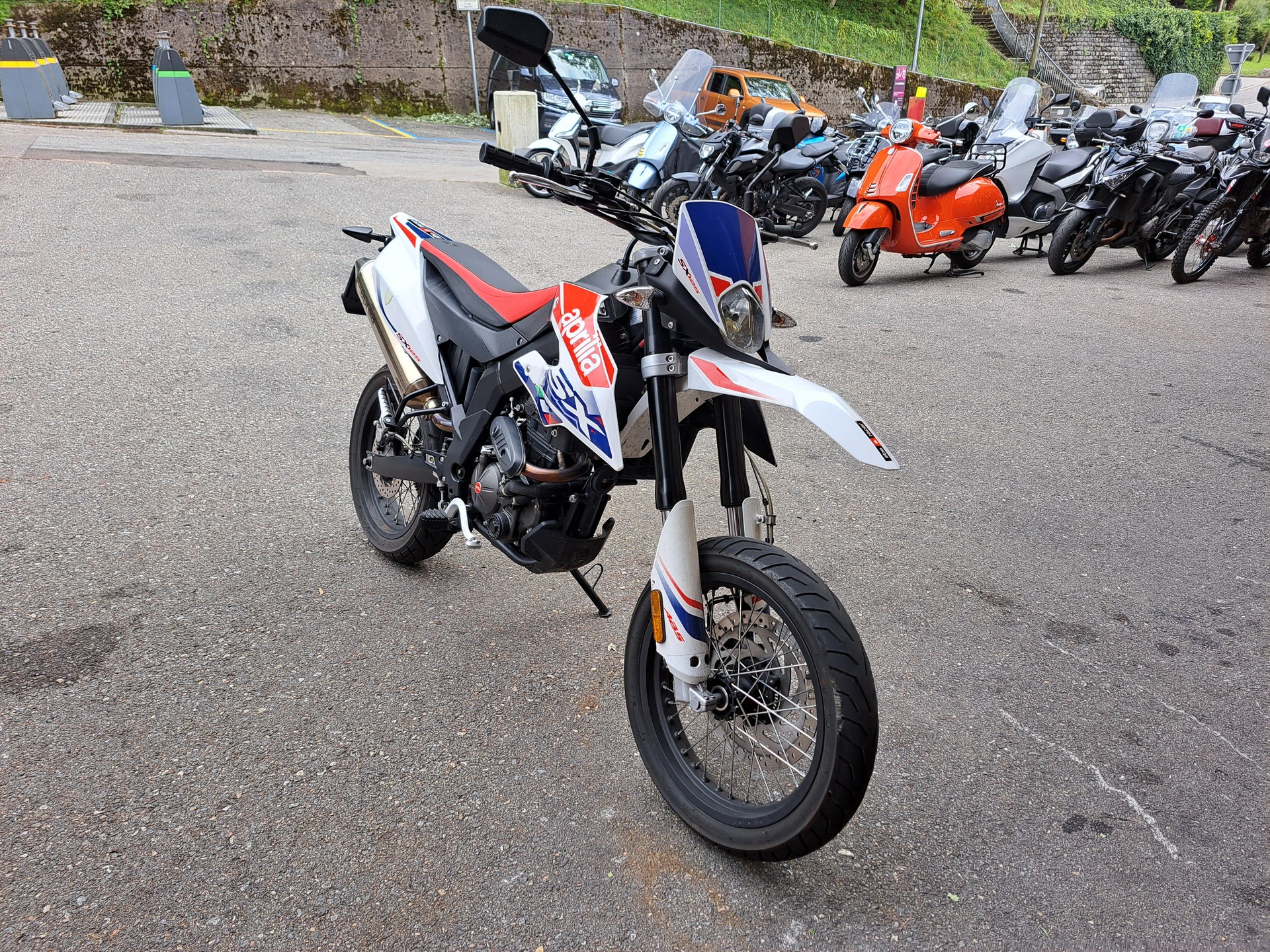 APRILIA SX 125-image-1