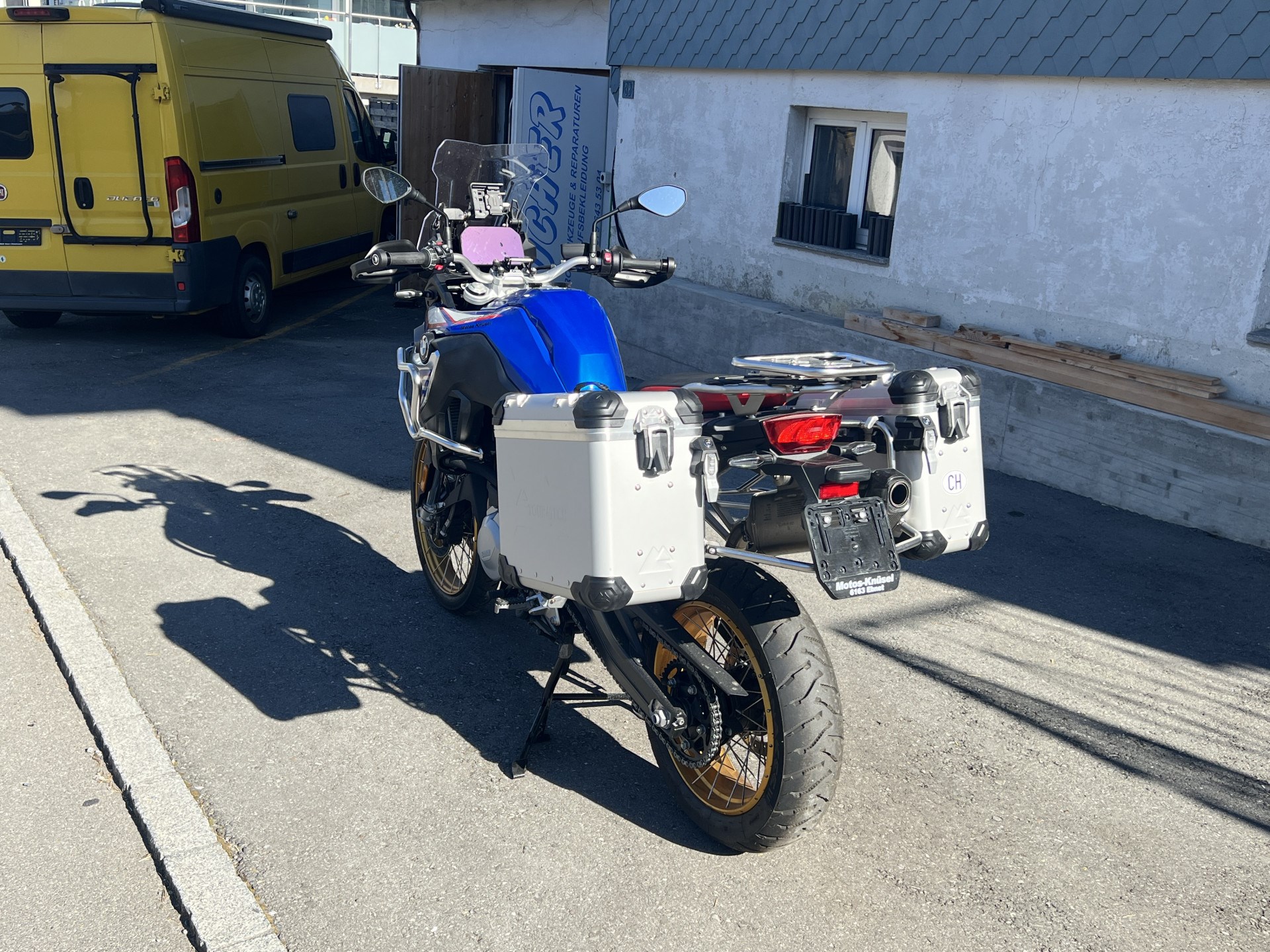 BMW F 850 GS Trophy-showroom-element-3