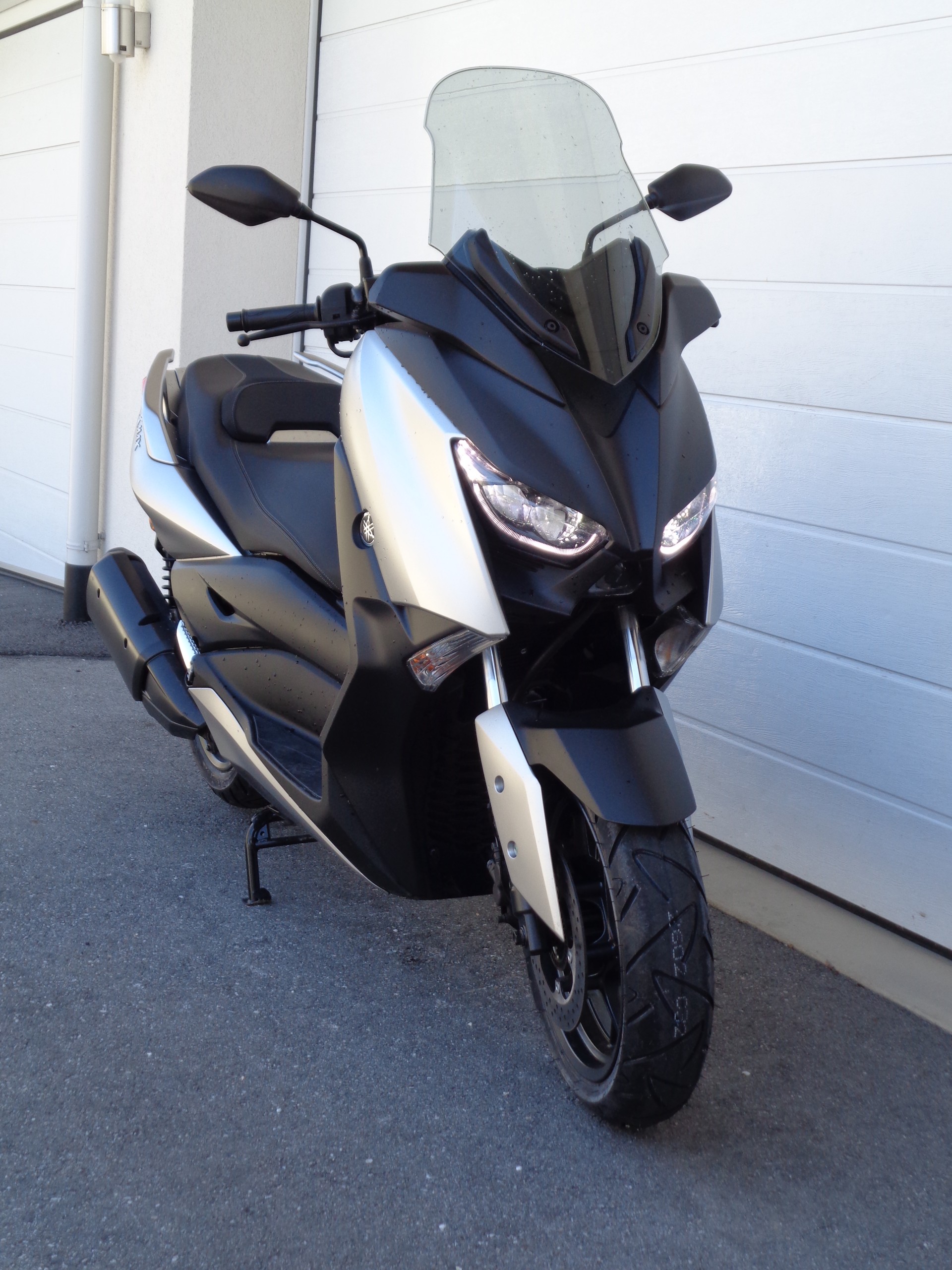YAMAHA X-Max CZD 300 ABS-showroom-element-1